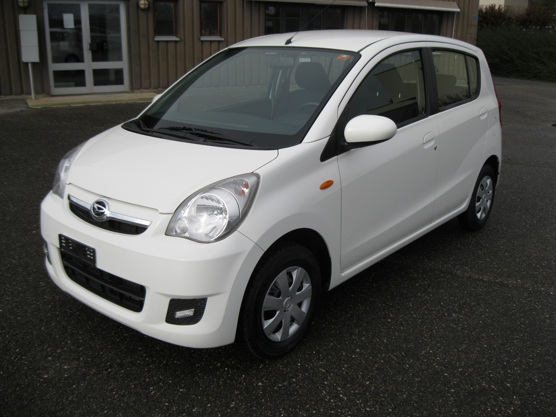 DAIHATSU Cuore 1.0-image-0