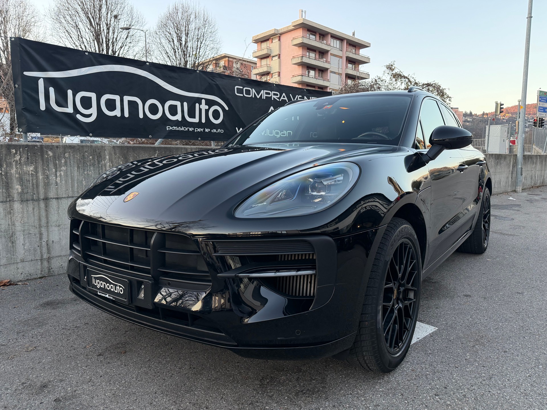 PORSCHE Macan GTS PDK-image-0