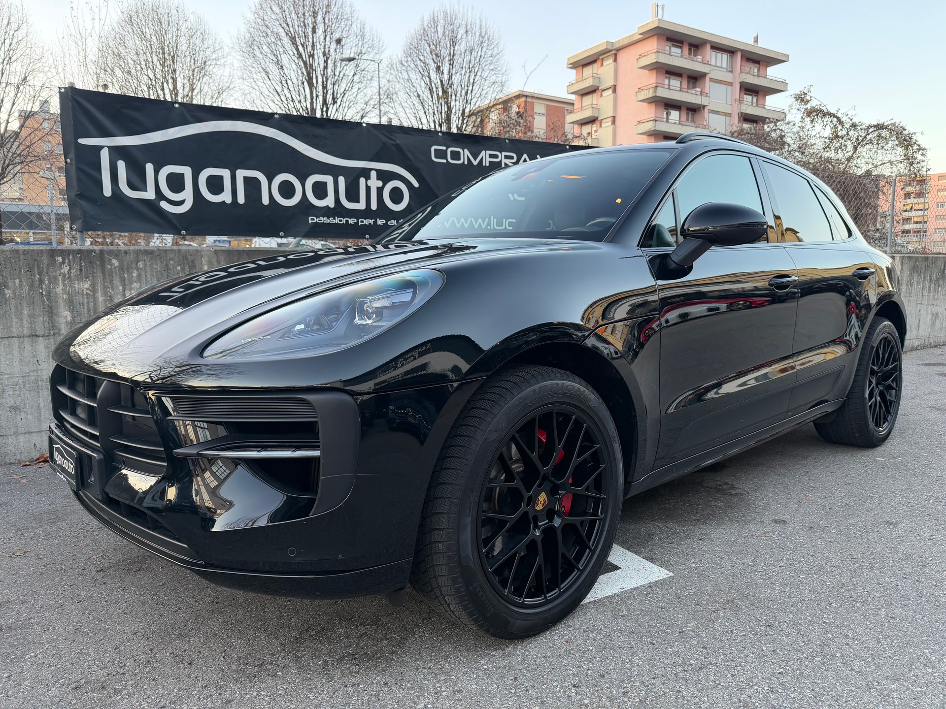 PORSCHE Macan GTS PDK-image-1