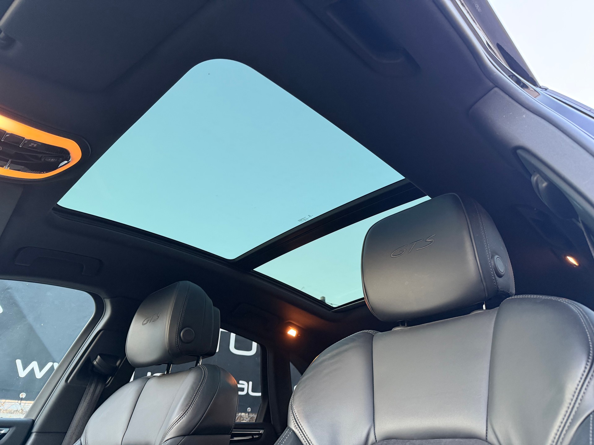 PORSCHE Macan GTS PDK-image-12
