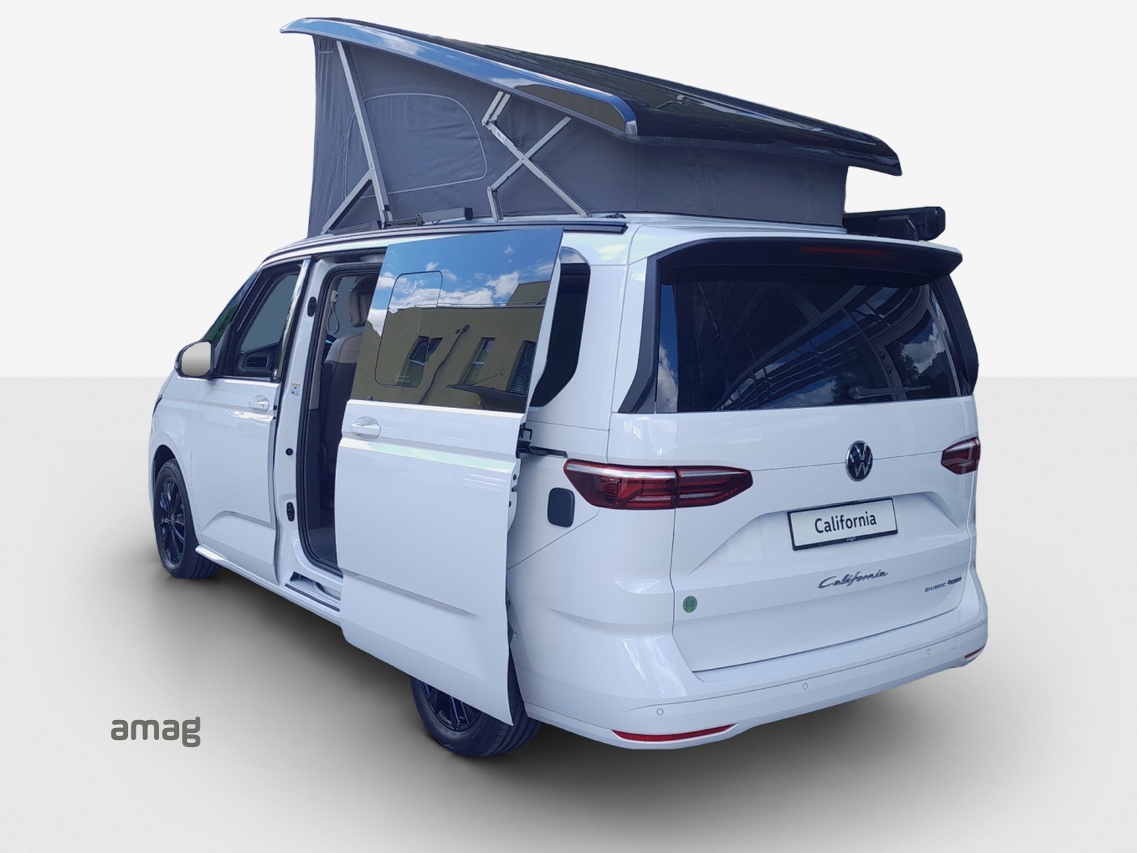VW California Ocean Liberty eHyb 4 Motion DSG-showroom-element-1