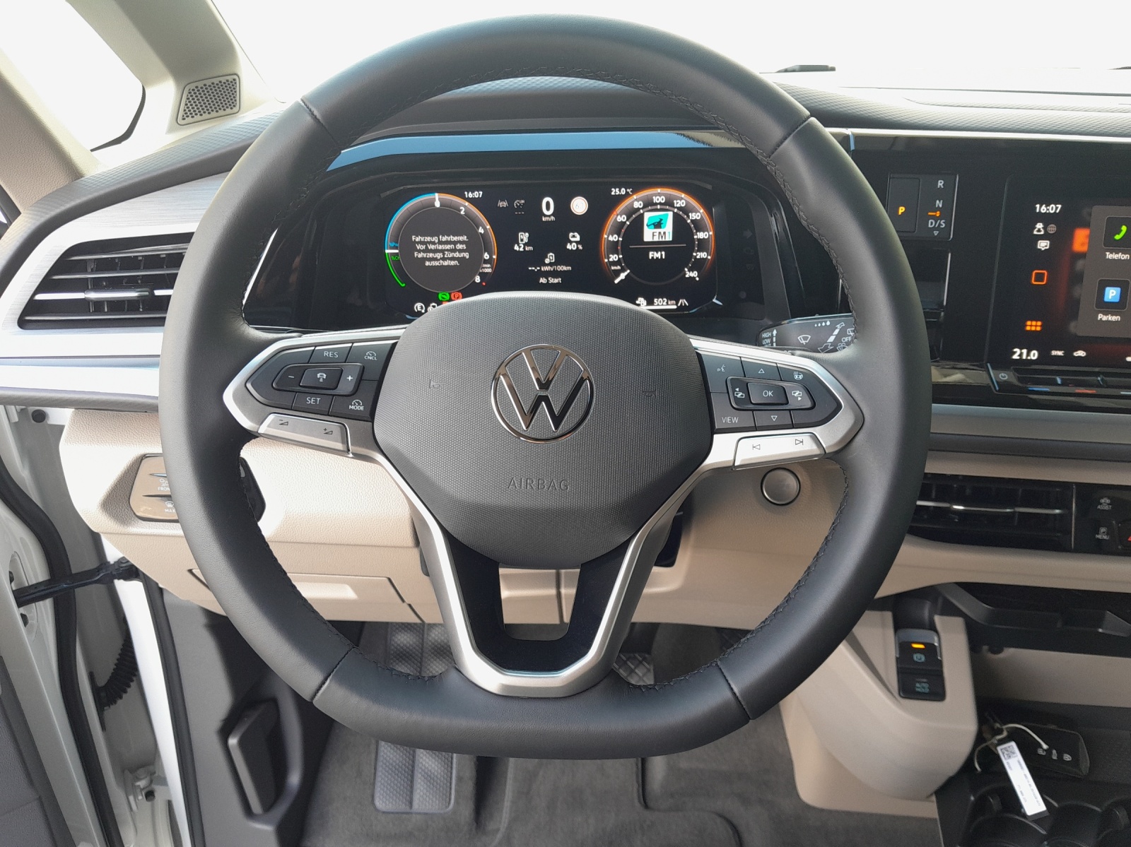 VW California Ocean Liberty eHyb 4 Motion DSG-image-8