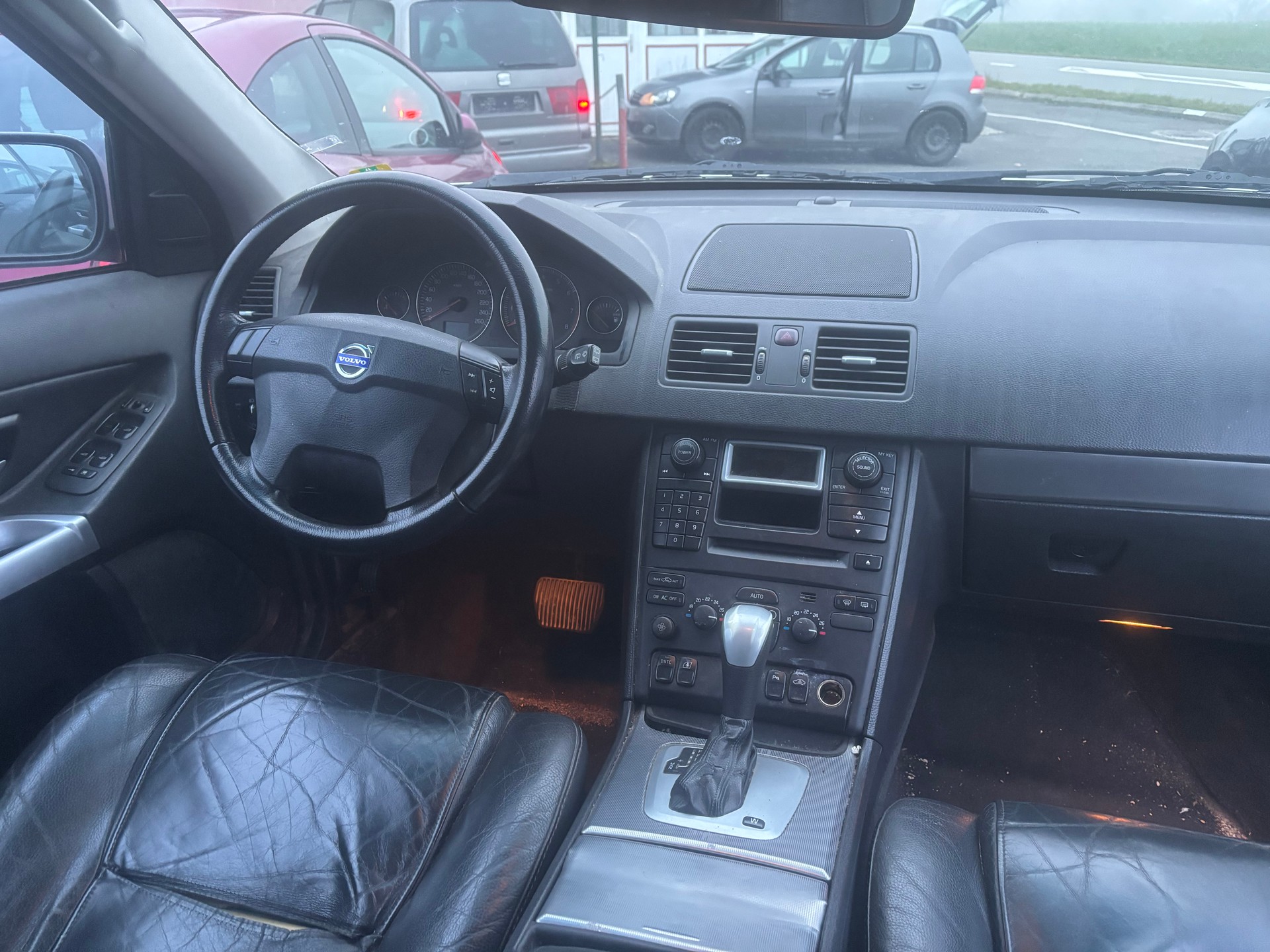 VOLVO XC90 2.5T AWD Geartronic-image-5