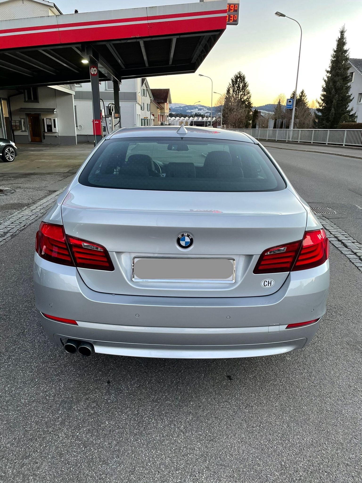 BMW 530-image-2