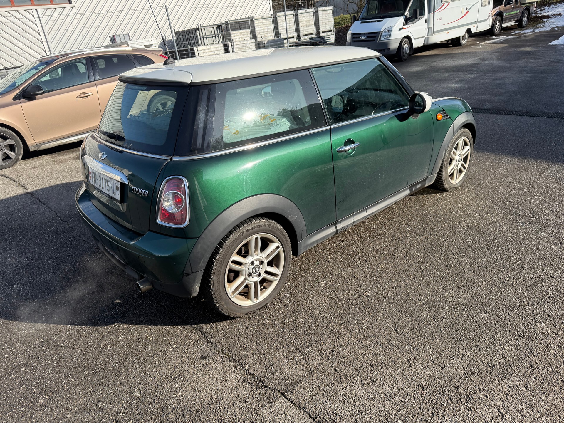 MINI Cooper-image-2