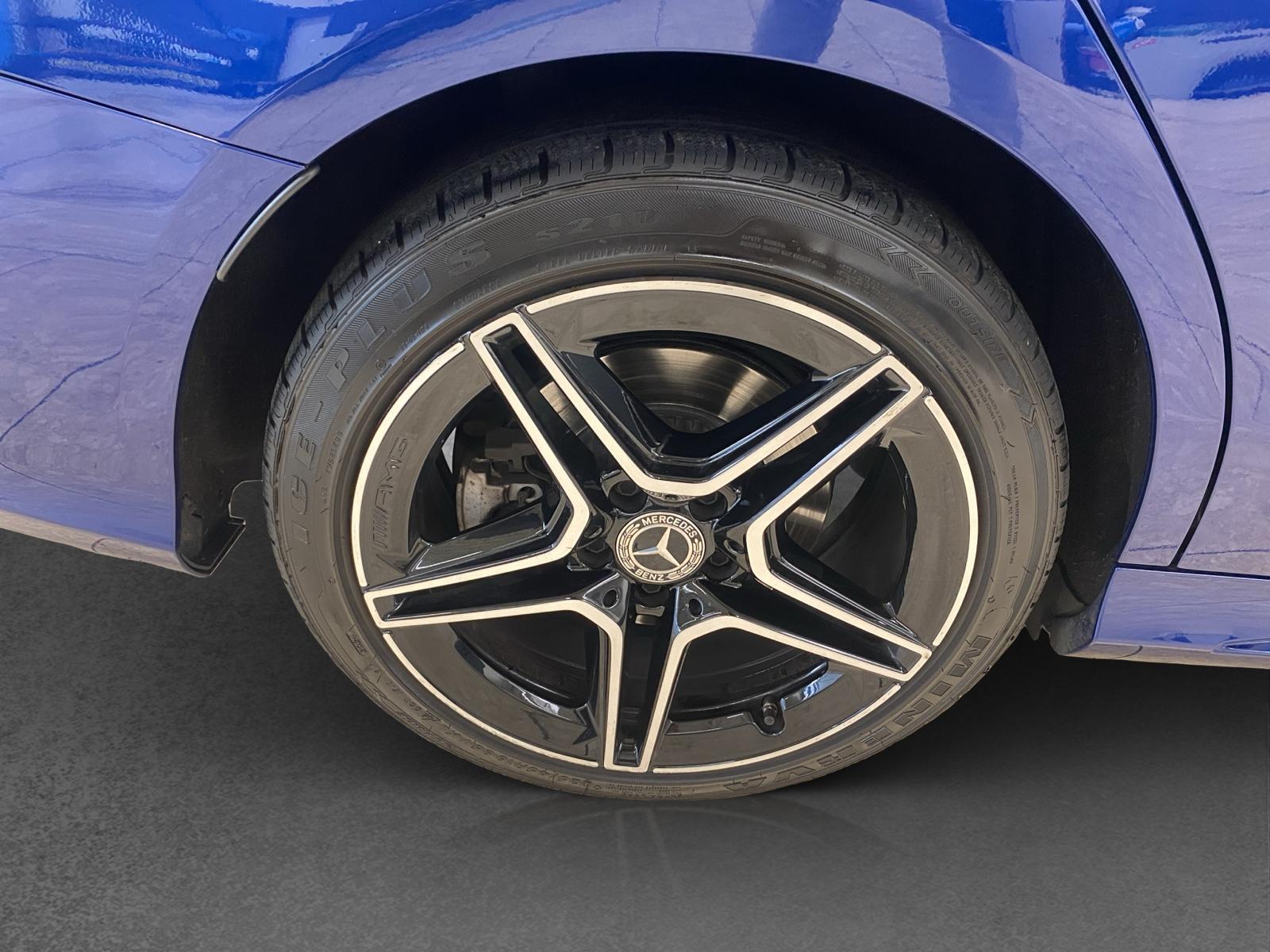 MERCEDES-BENZ C 220 d Swiss Star AMG Line 4M 9G-Tronic-image-8