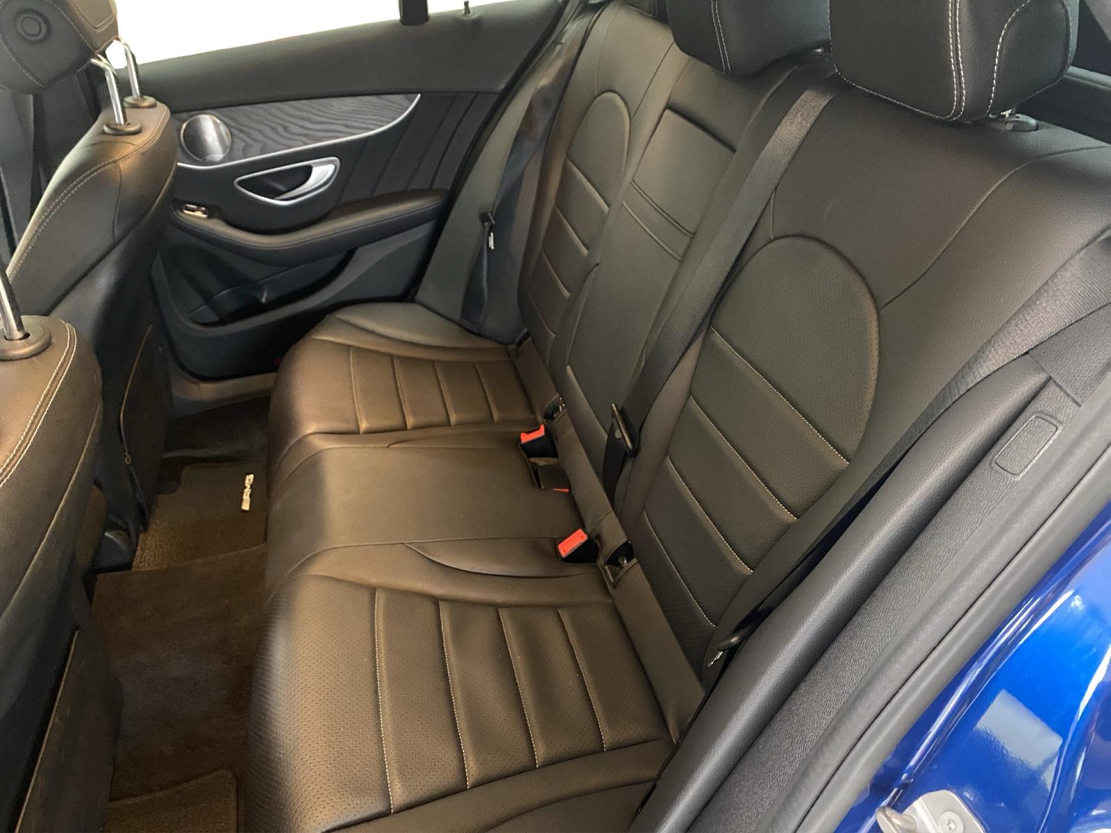 MERCEDES-BENZ C 220 d Swiss Star AMG Line 4M 9G-Tronic-image-13