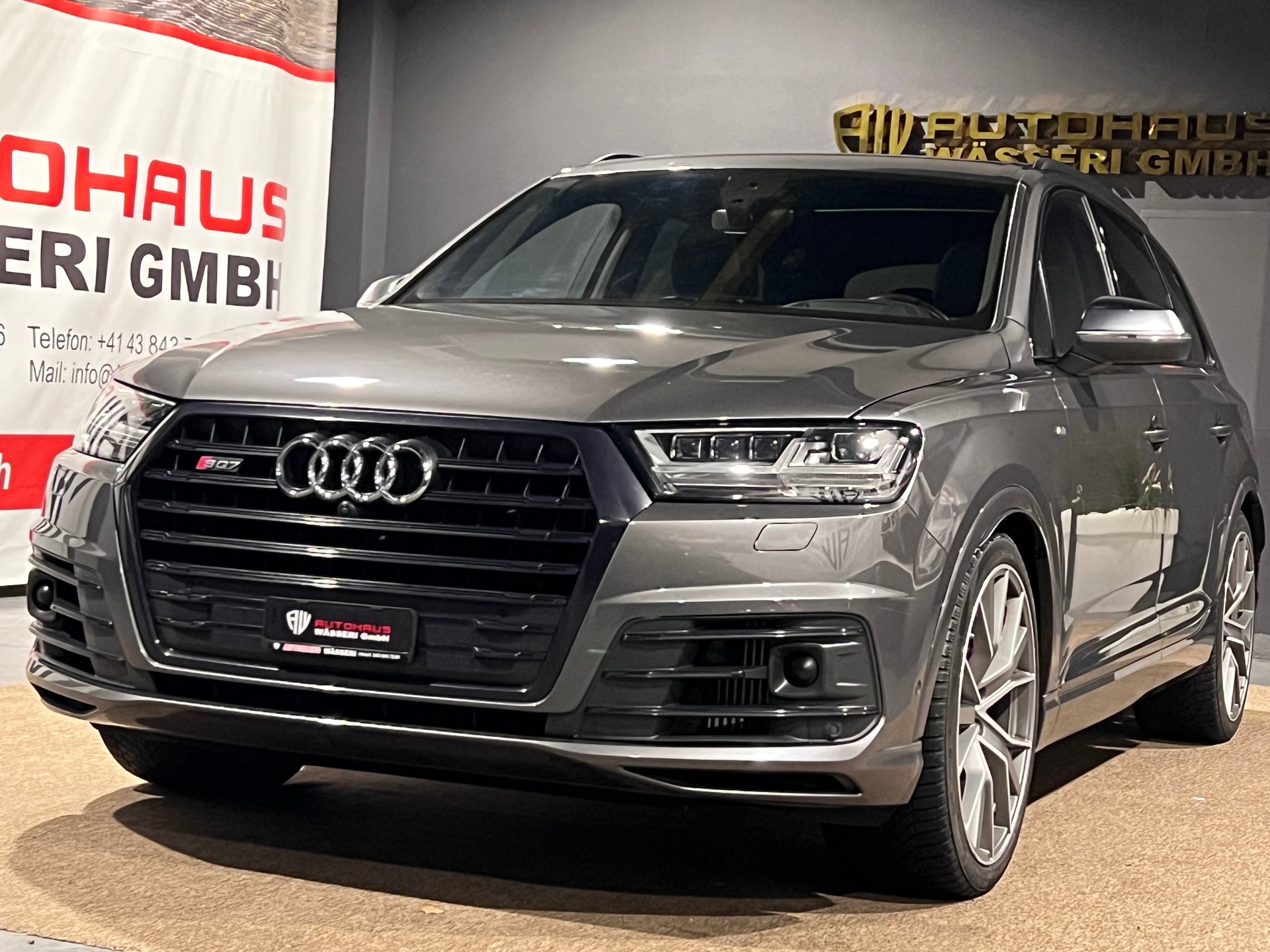 AUDI SQ7 4.0 TDI quattro tiptronic-image-7