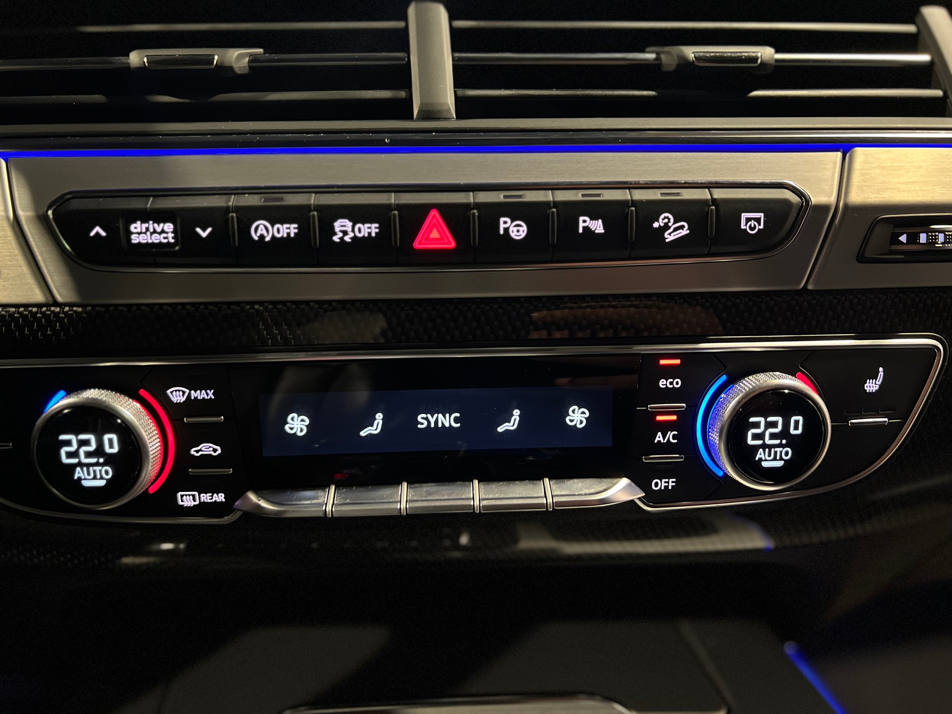 AUDI SQ7 4.0 TDI quattro tiptronic-image-20