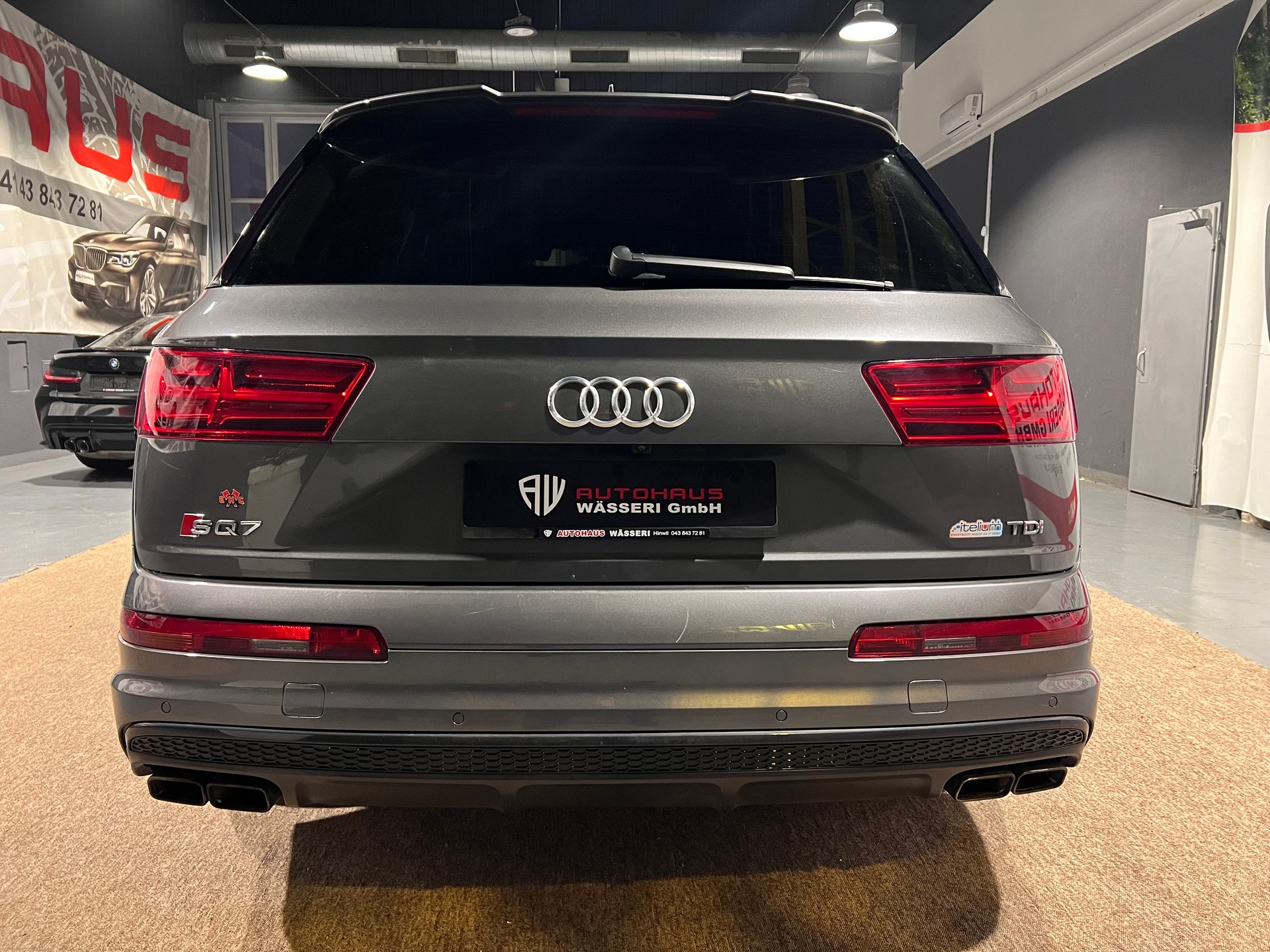AUDI SQ7 4.0 TDI quattro tiptronic-image-3