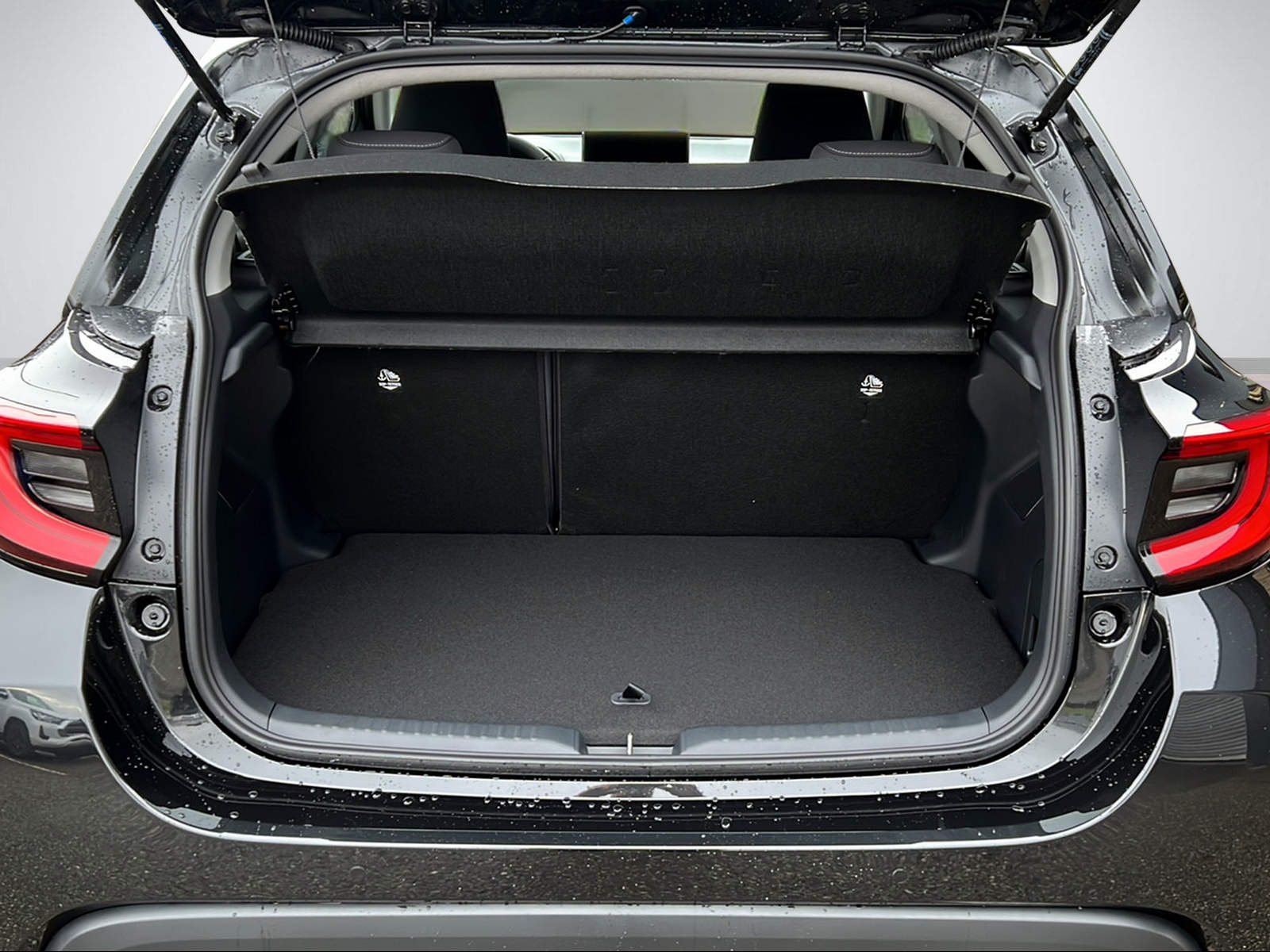 TOYOTA Yaris 1.5 VVT-i HSD Trend-image-5