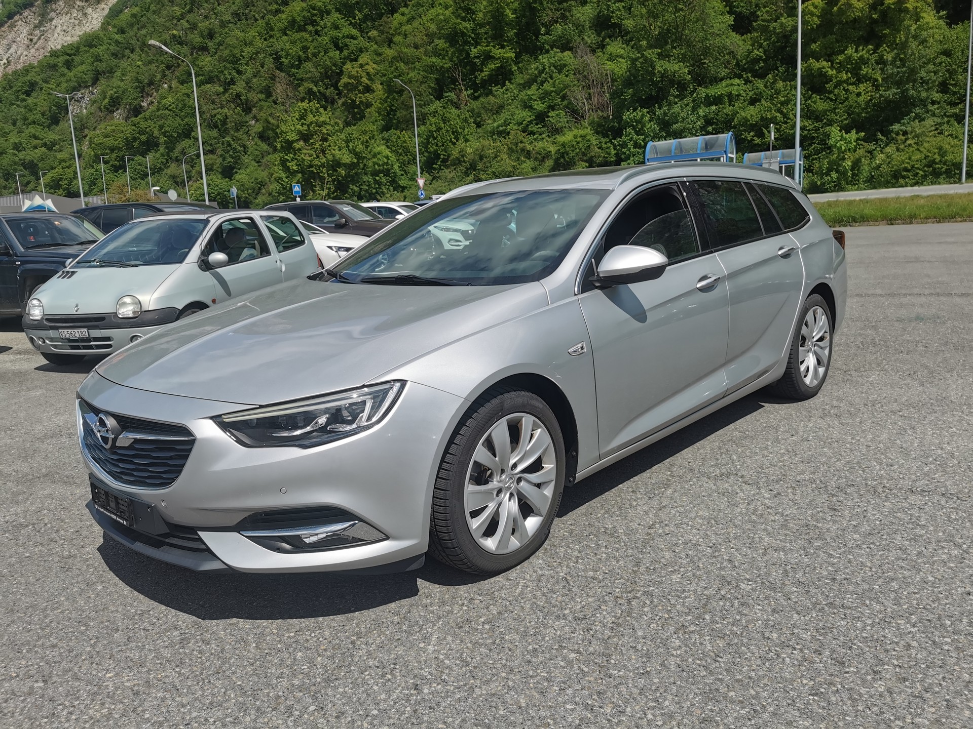 OPEL Insignia 1.6 T Sports Tourer Excellence Automatic-image-13