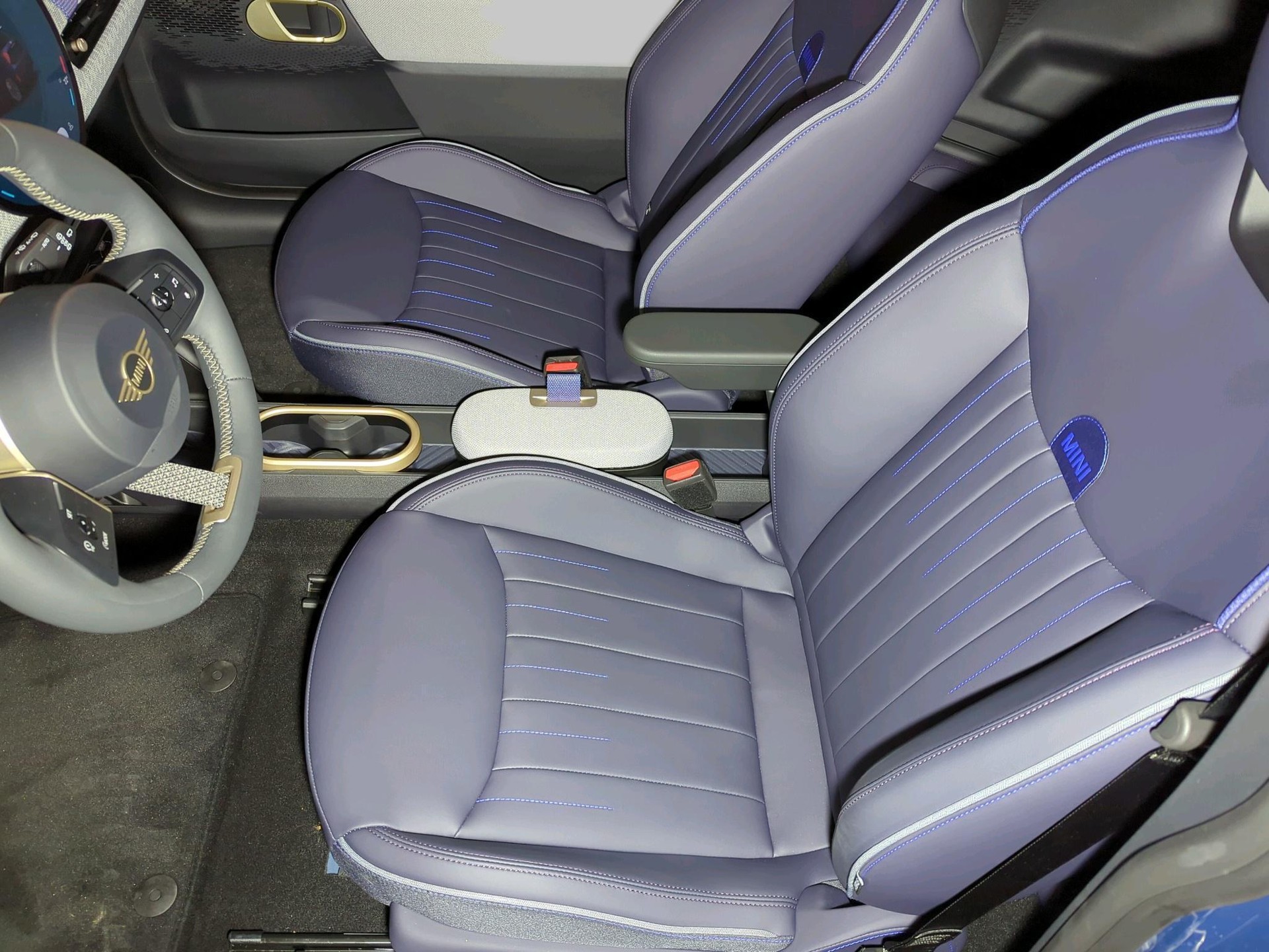 MINI Cooper SE-image-13