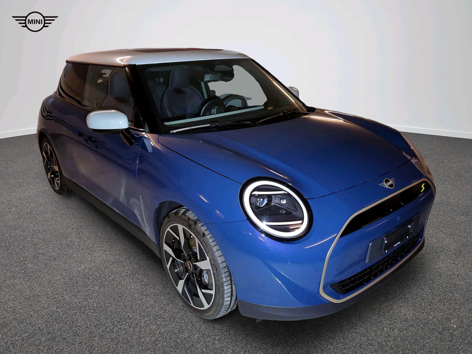 MINI Cooper SE-image-11