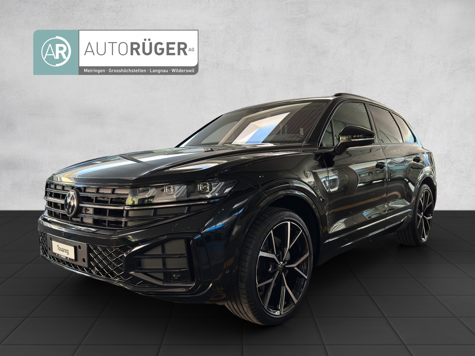 VW Touareg 3.0 TDI R-Line Tiptronic-image-0