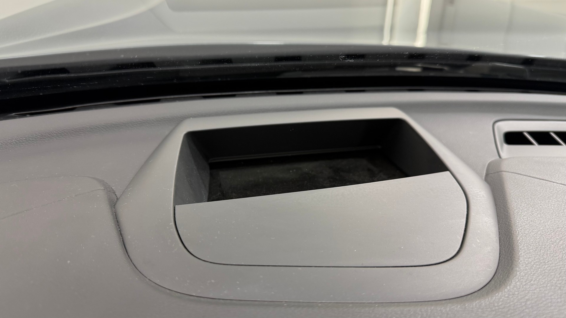 VOLVO XC60 2.0 T6 TE Inscription eAW-image-13
