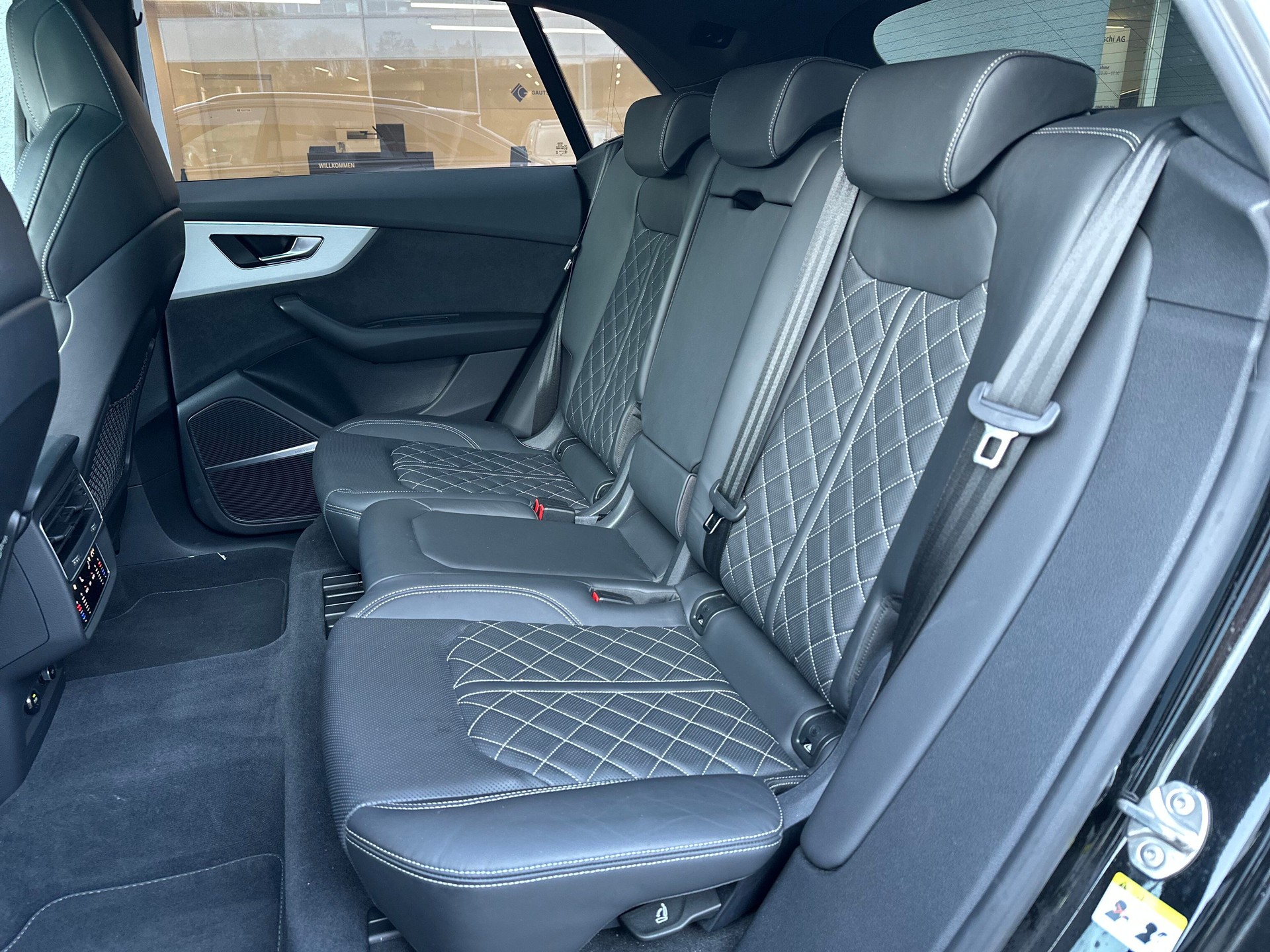 AUDI Q8 50 TDI quattro tiptronic-image-7