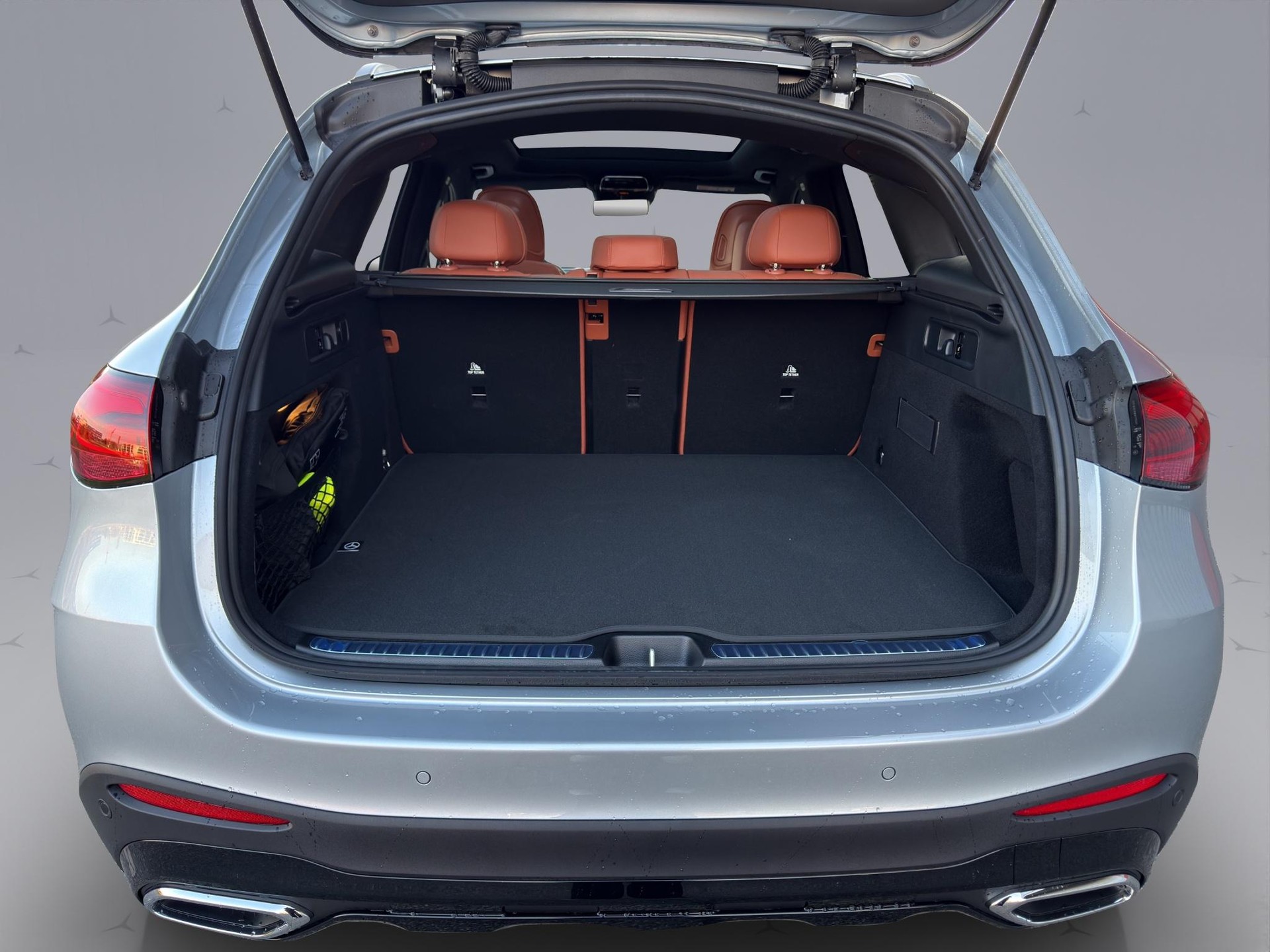 MERCEDES-BENZ GLC 220 d AMG Line 4matic-image-19