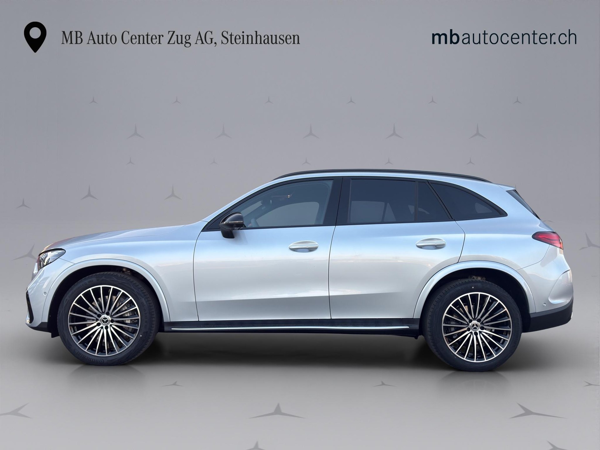 MERCEDES-BENZ GLC 220 d AMG Line 4matic-image-2
