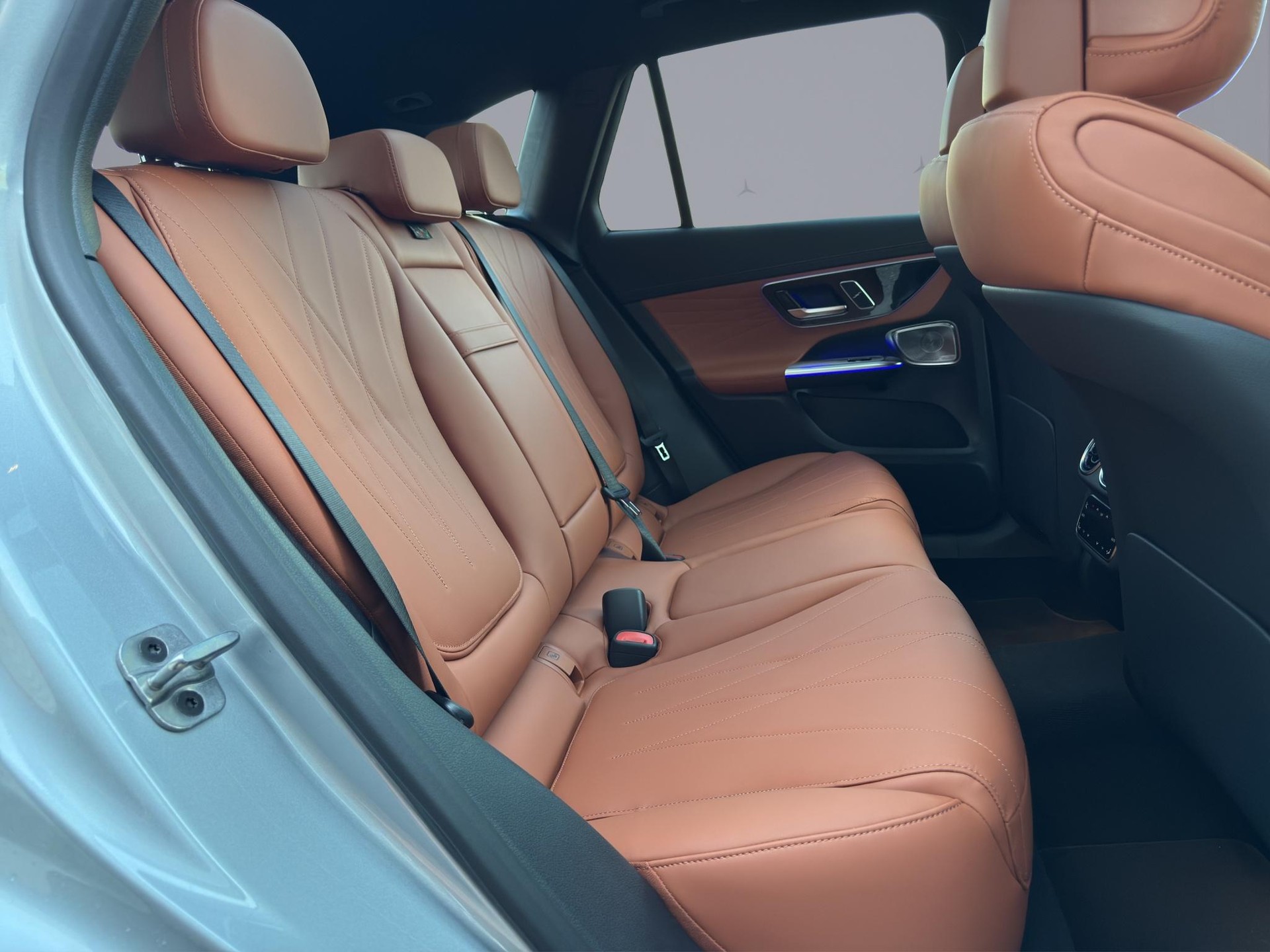 MERCEDES-BENZ GLC 220 d AMG Line 4matic-image-18