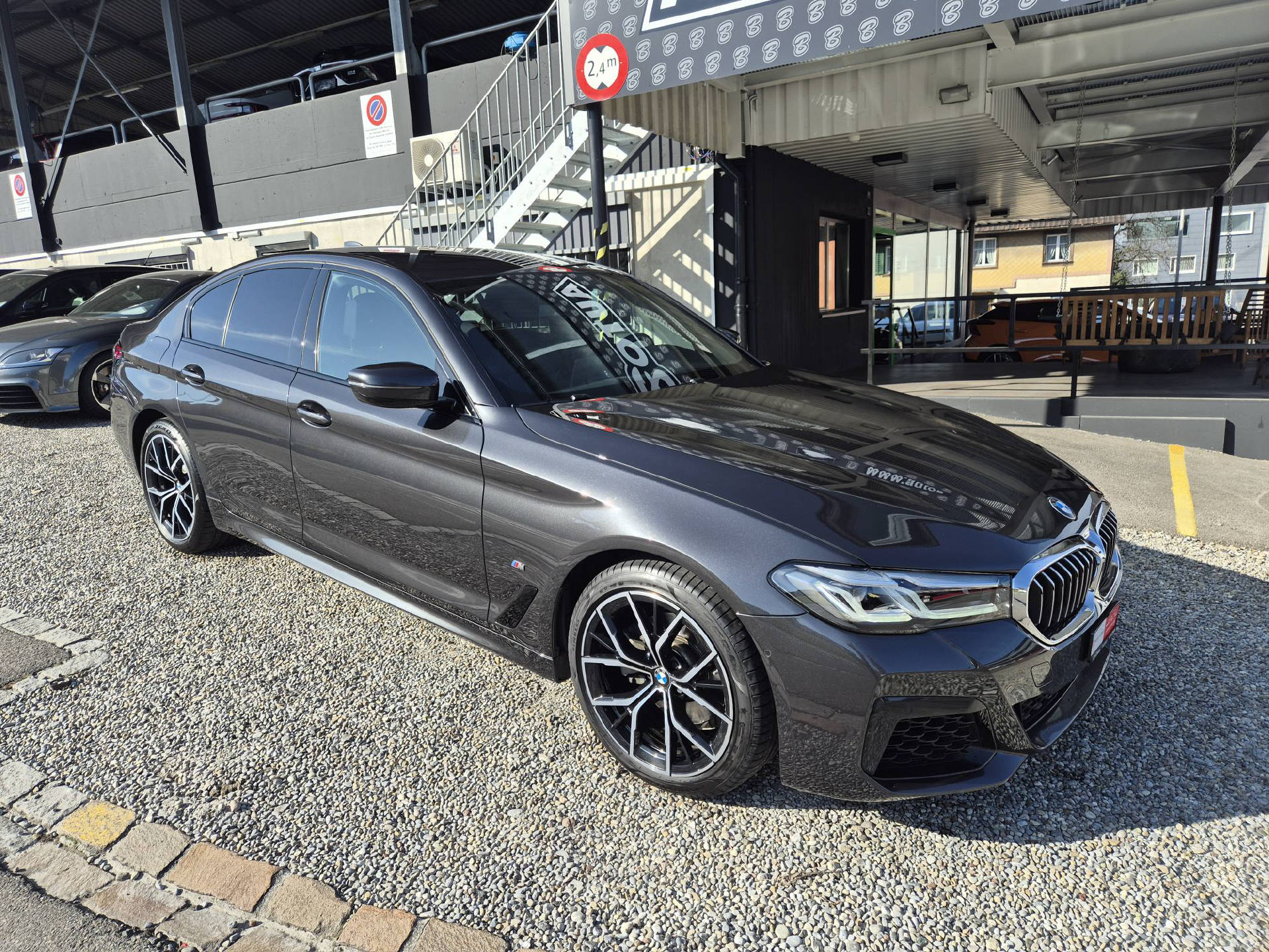 BMW 520d xDrive M-Sport-image-1