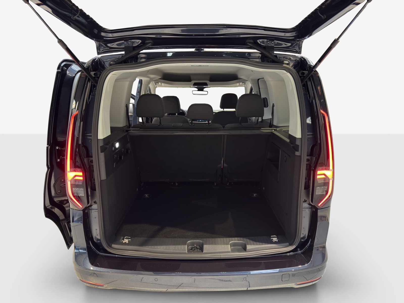 VW Caddy 2.0 TDI Liberty DSG-image-12