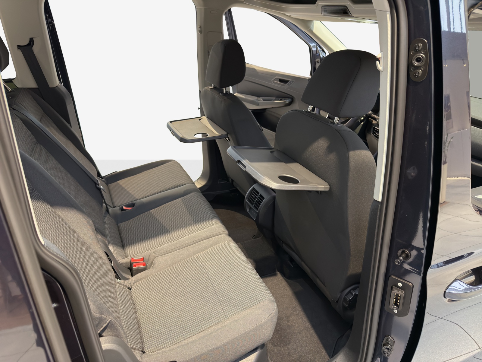 VW Caddy 2.0 TDI Liberty DSG-image-14