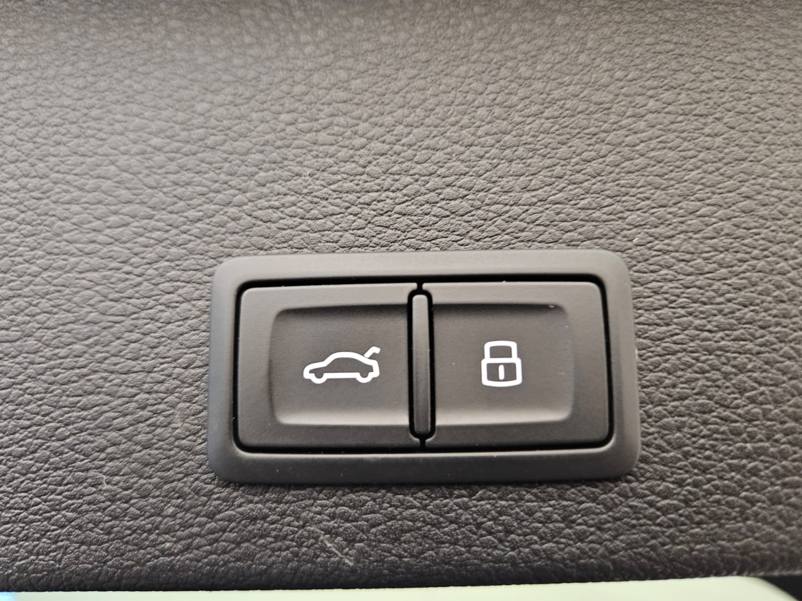 AUDI Q2 40 TFSI S line Attraction quattro S-tronic-image-15