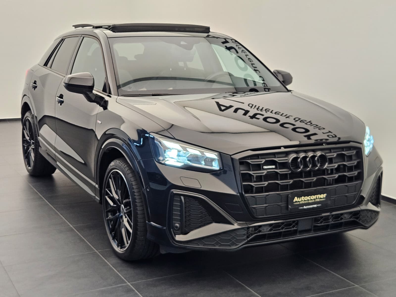 AUDI Q2 40 TFSI S line Attraction quattro S-tronic-image-3