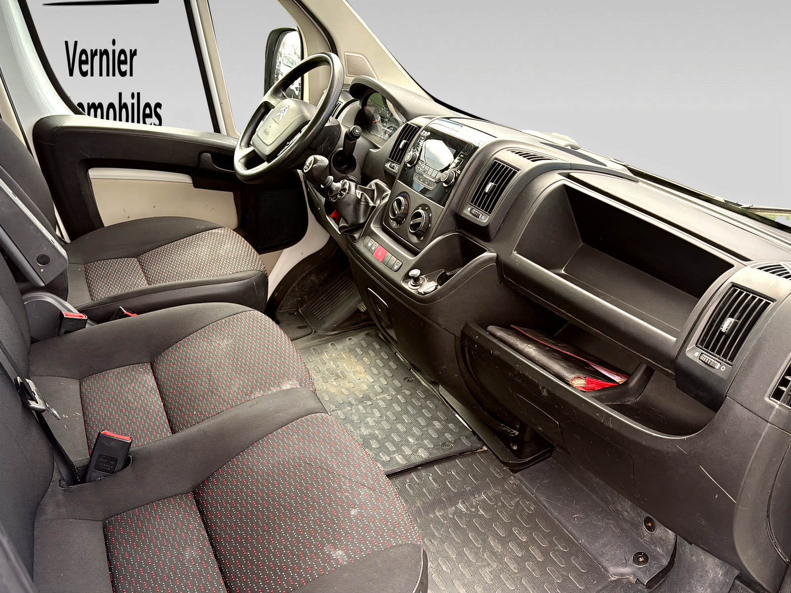 CITROEN Jumper 35 2.0 HDi 130 Attraction L2-image-11