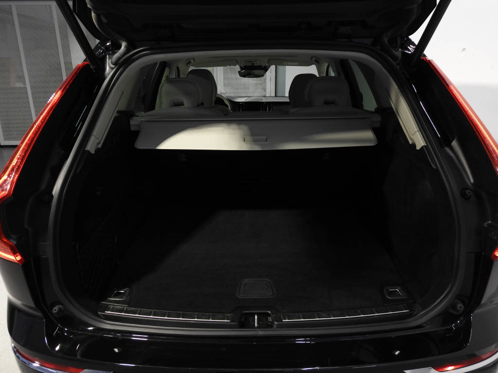 VOLVO XC60 2.0 T8 TE Inscription eAWD-image-0