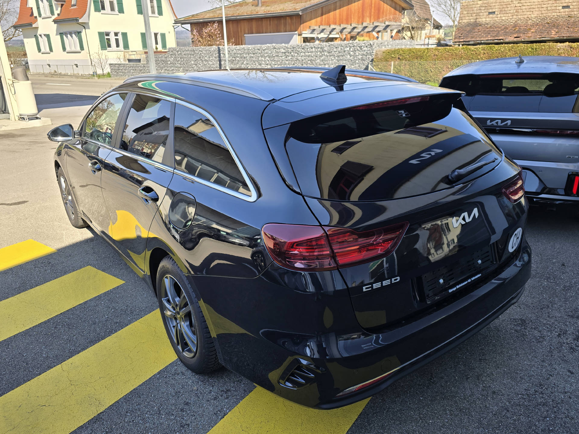 KIA Ceed SW 1.5 T-GDi Power-image-2
