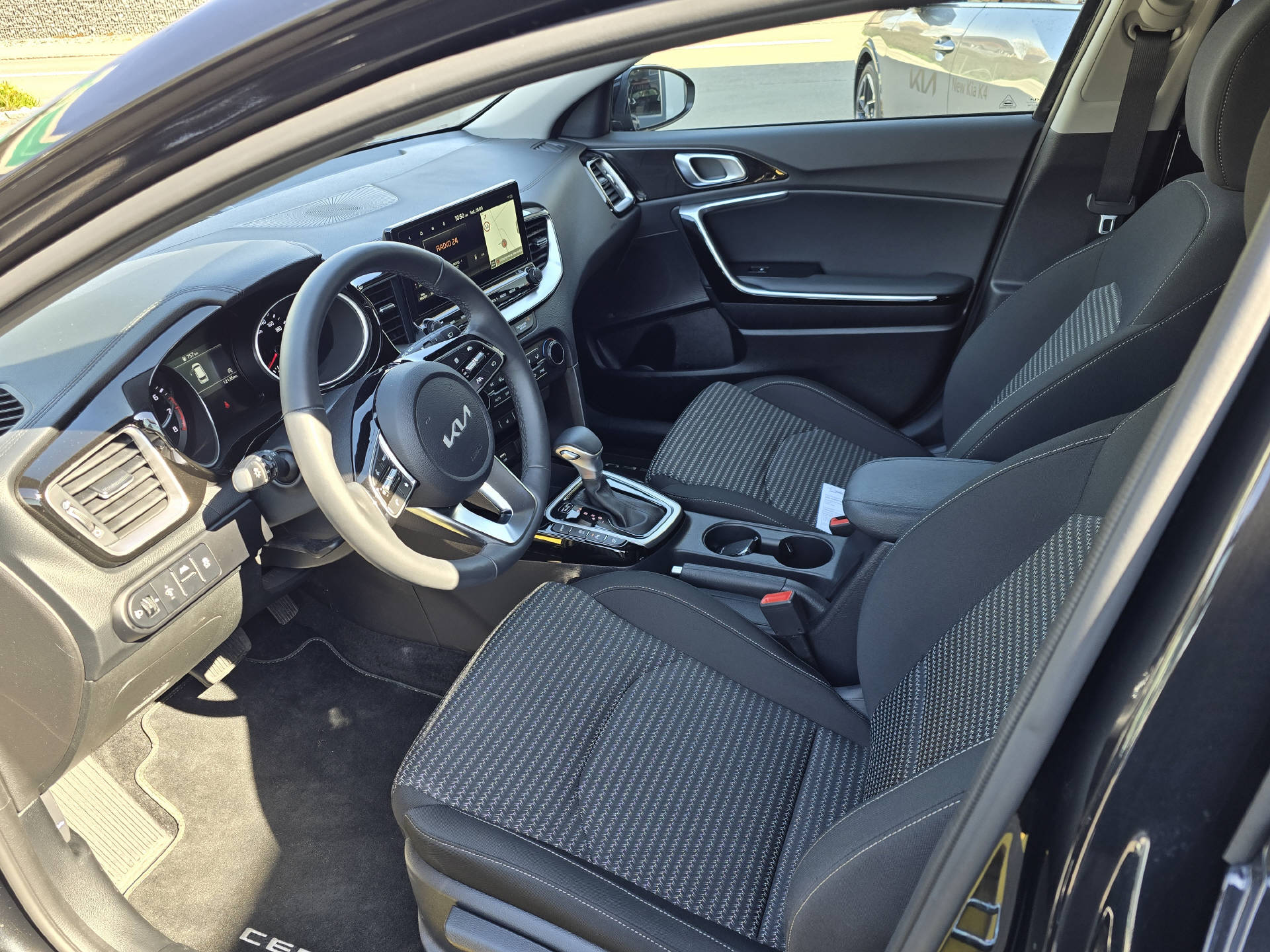 KIA Ceed SW 1.5 T-GDi Power-image-6