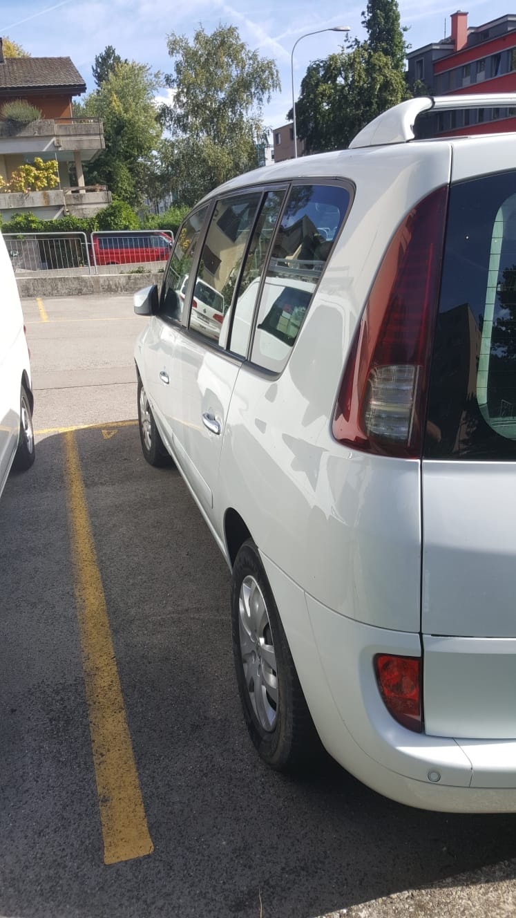 RENAULT Espace 2.0 dCi Swiss Edition Automatic-image-5