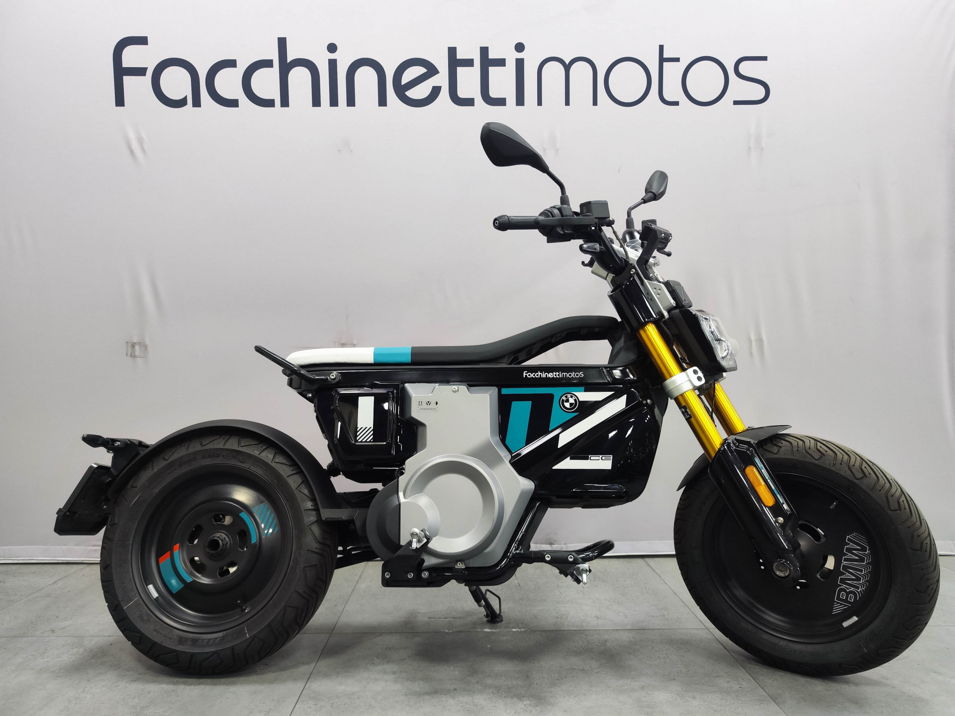 BMW CE 02 Highline *** version 4kW - Permis AM/A1 ***