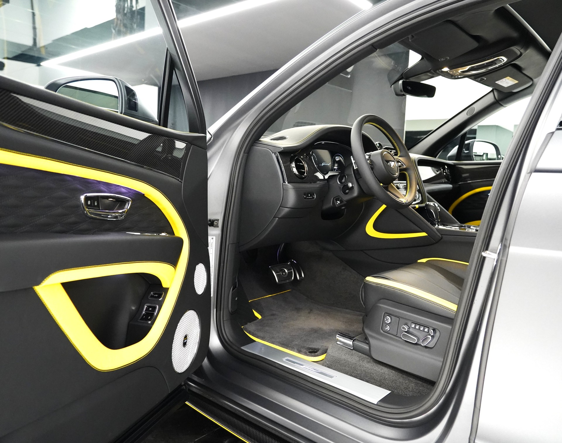 BENTLEY Bentayga V8 Speed MY26-image-7