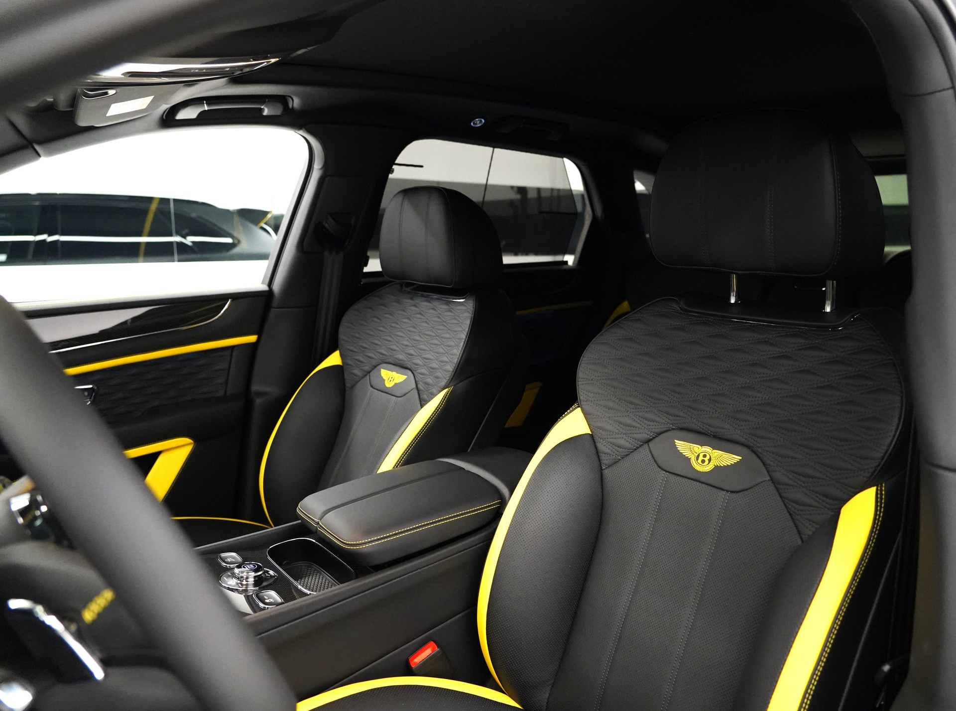 BENTLEY Bentayga V8 Speed MY26-image-9