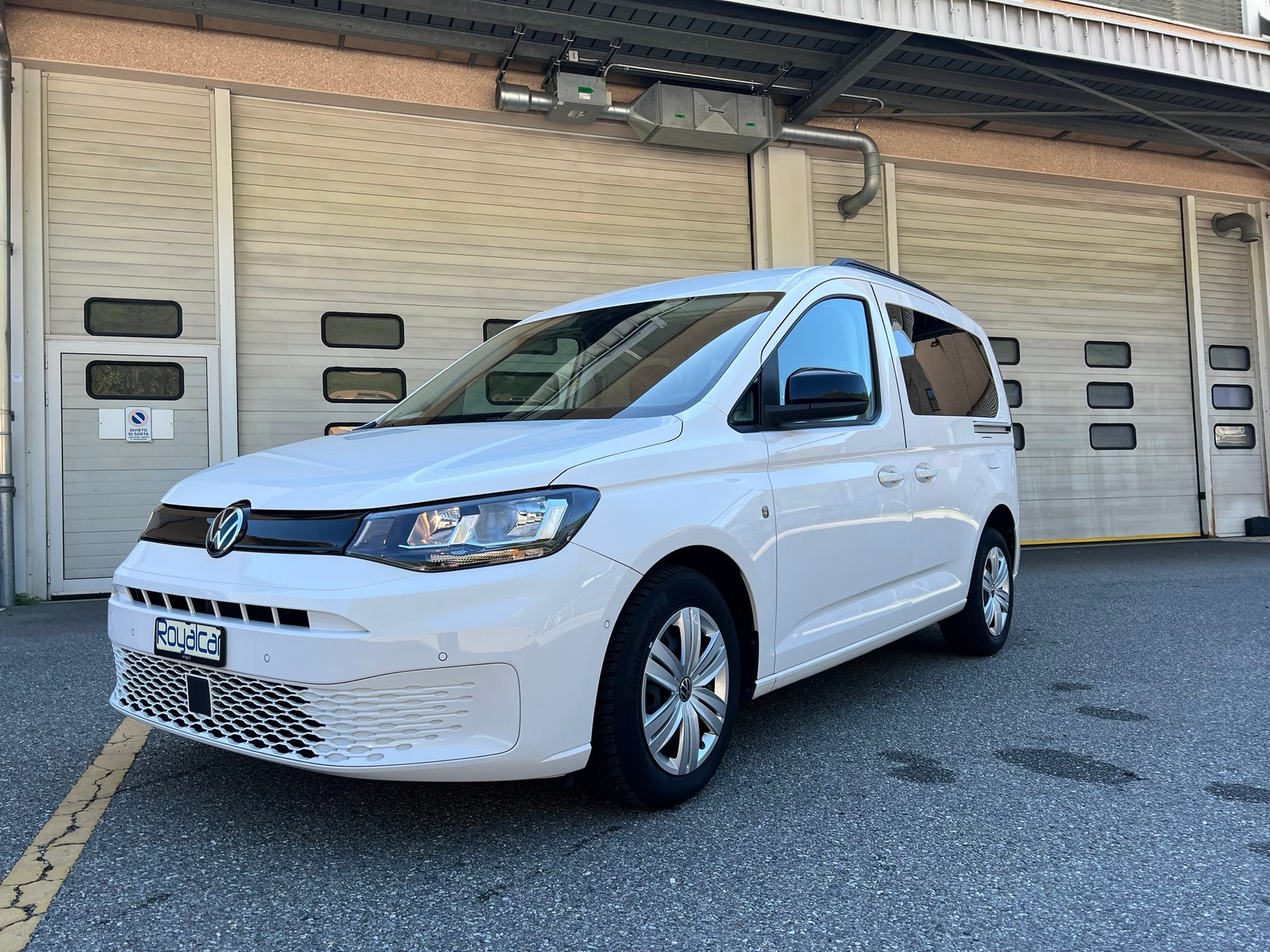 VW Caddy 2.0 TDI DSG