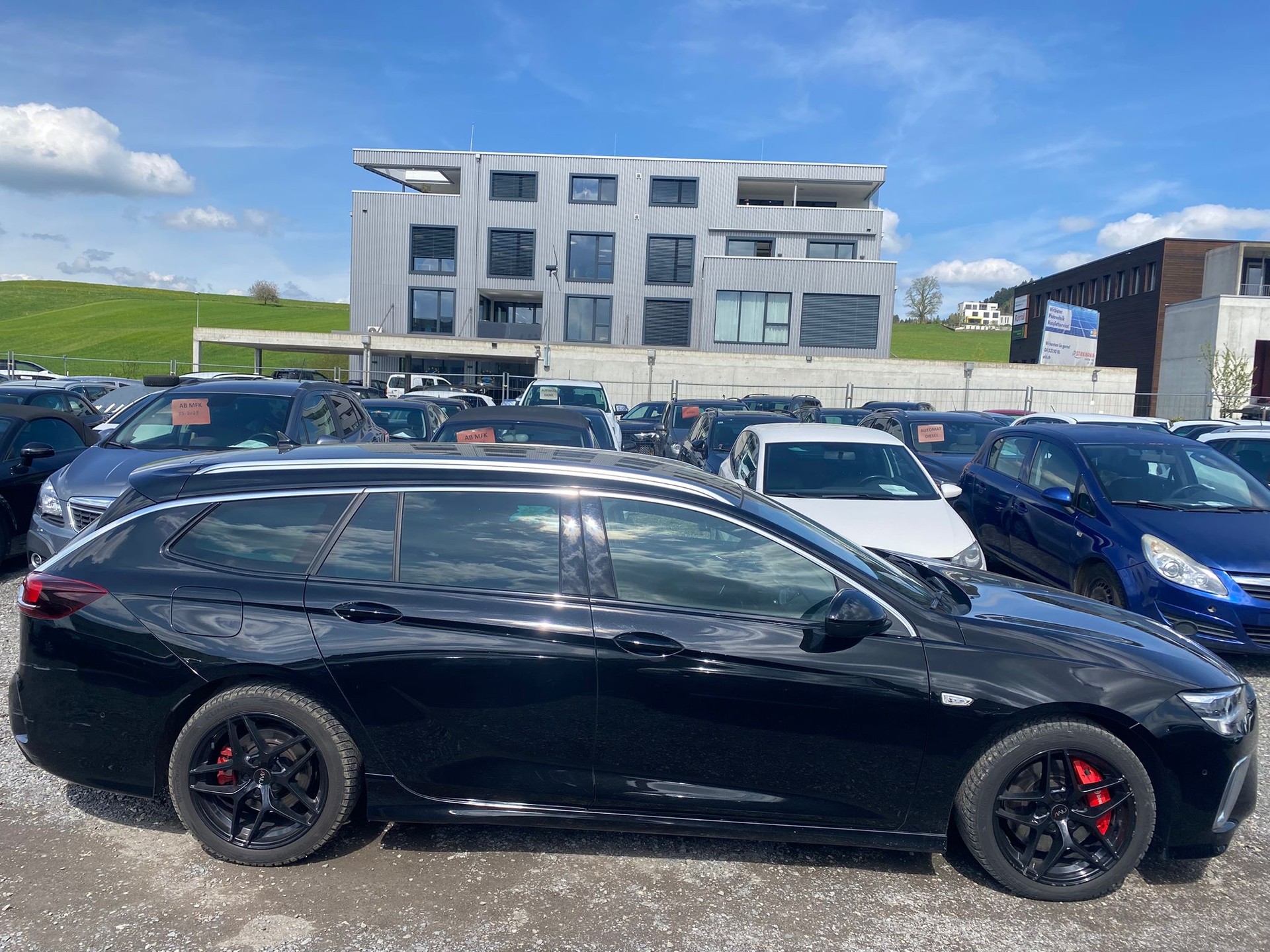 OPEL Insignia 2.0 T Sports Tourer GSi Automatic-image-6