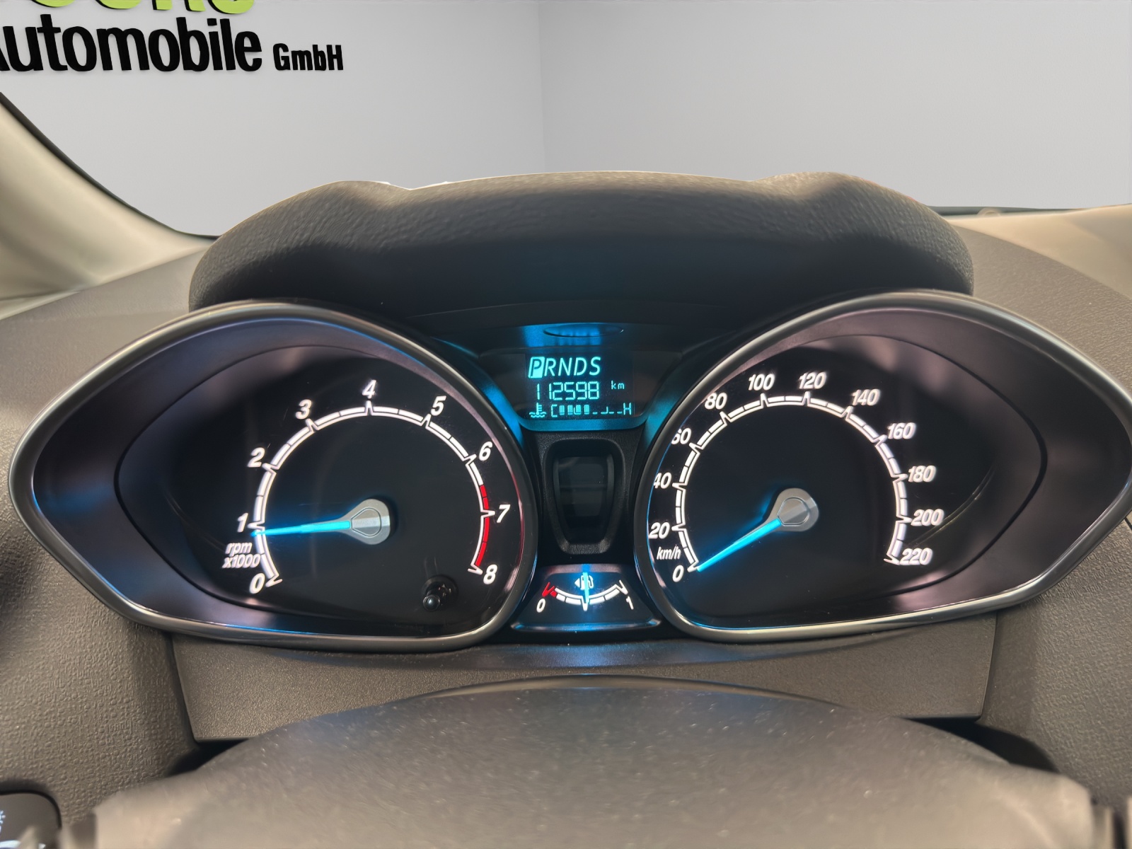 FORD Fiesta 1.6 Ti-VCT Trend PowerShift-image-16