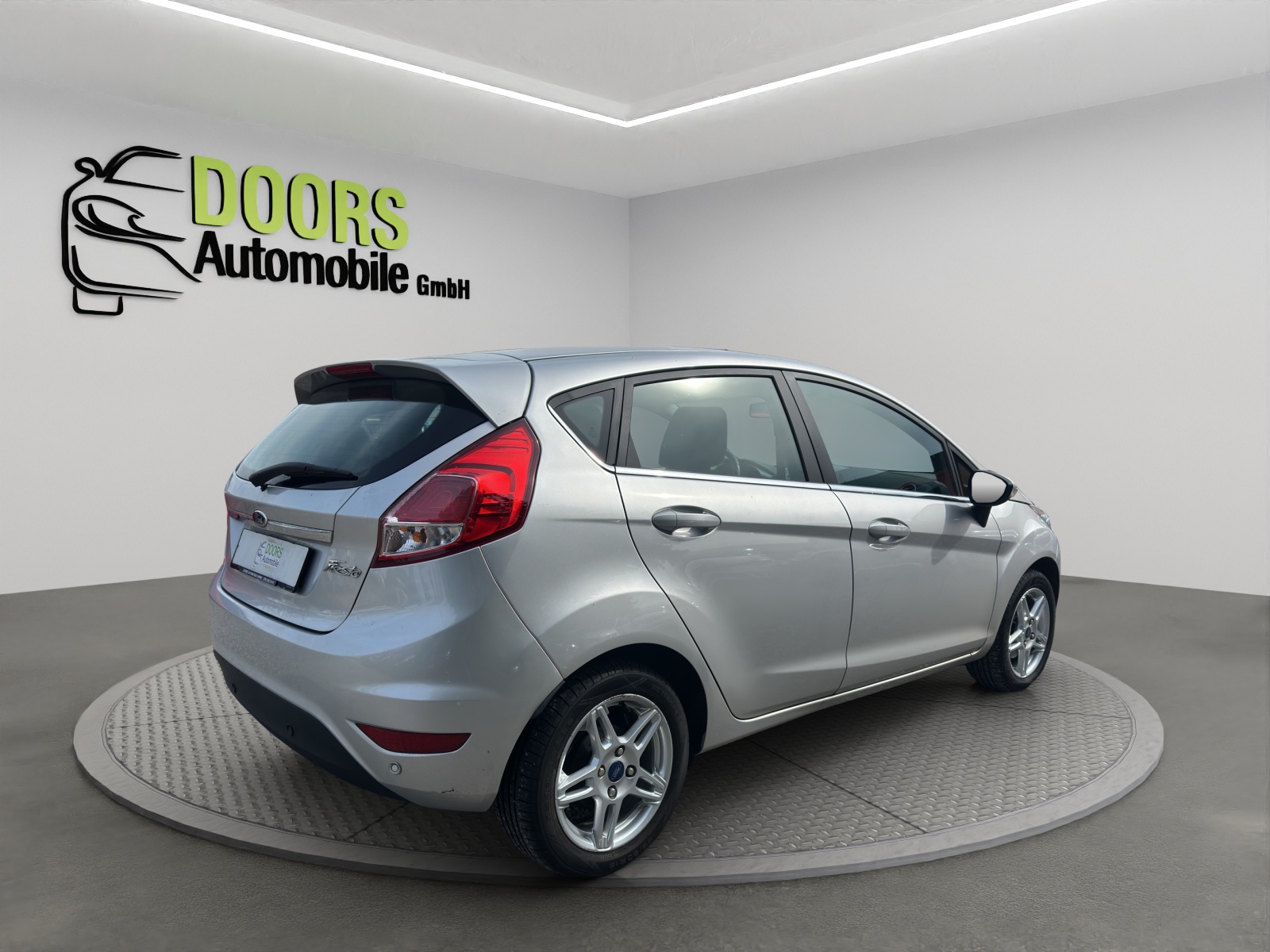FORD Fiesta 1.6 Ti-VCT Trend PowerShift-image-5