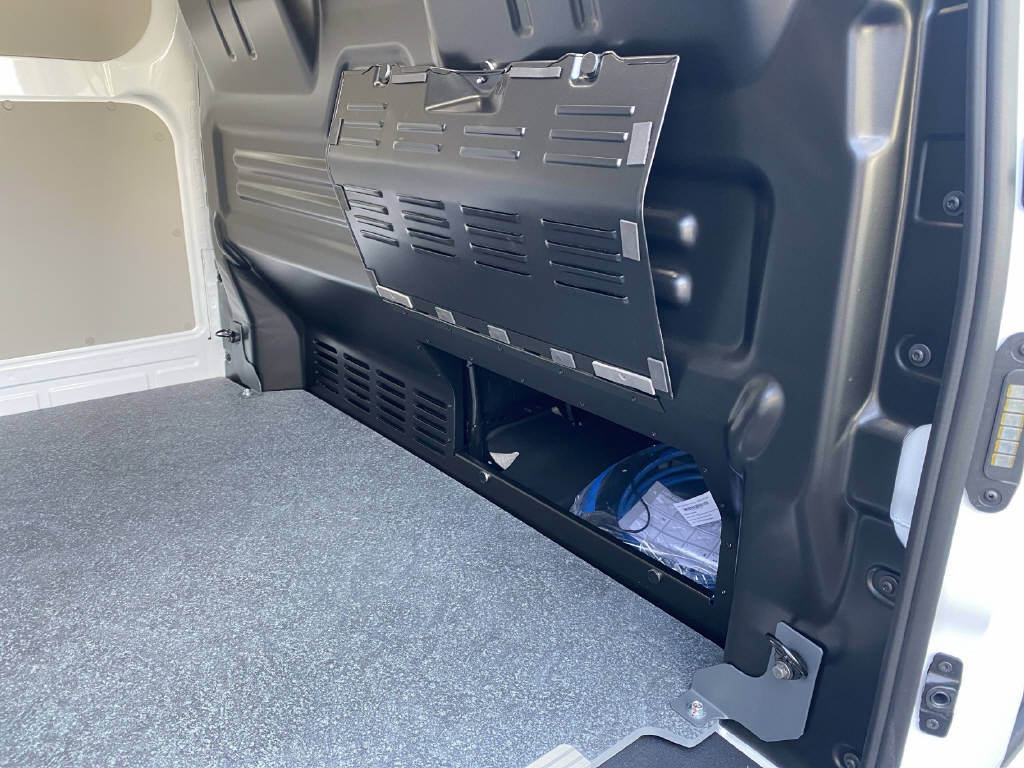 FORD Transit Custom Van 320 L2 2.5 Duratec 233 PS Trend PHEV-image-14
