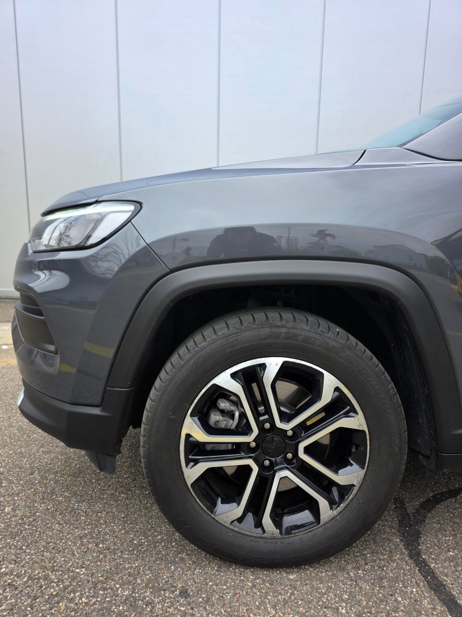 JEEP Jeep Compass 4xe Limited Plus AWD | 240 PS | 8-fach bereift | 360° Kamera-image-4