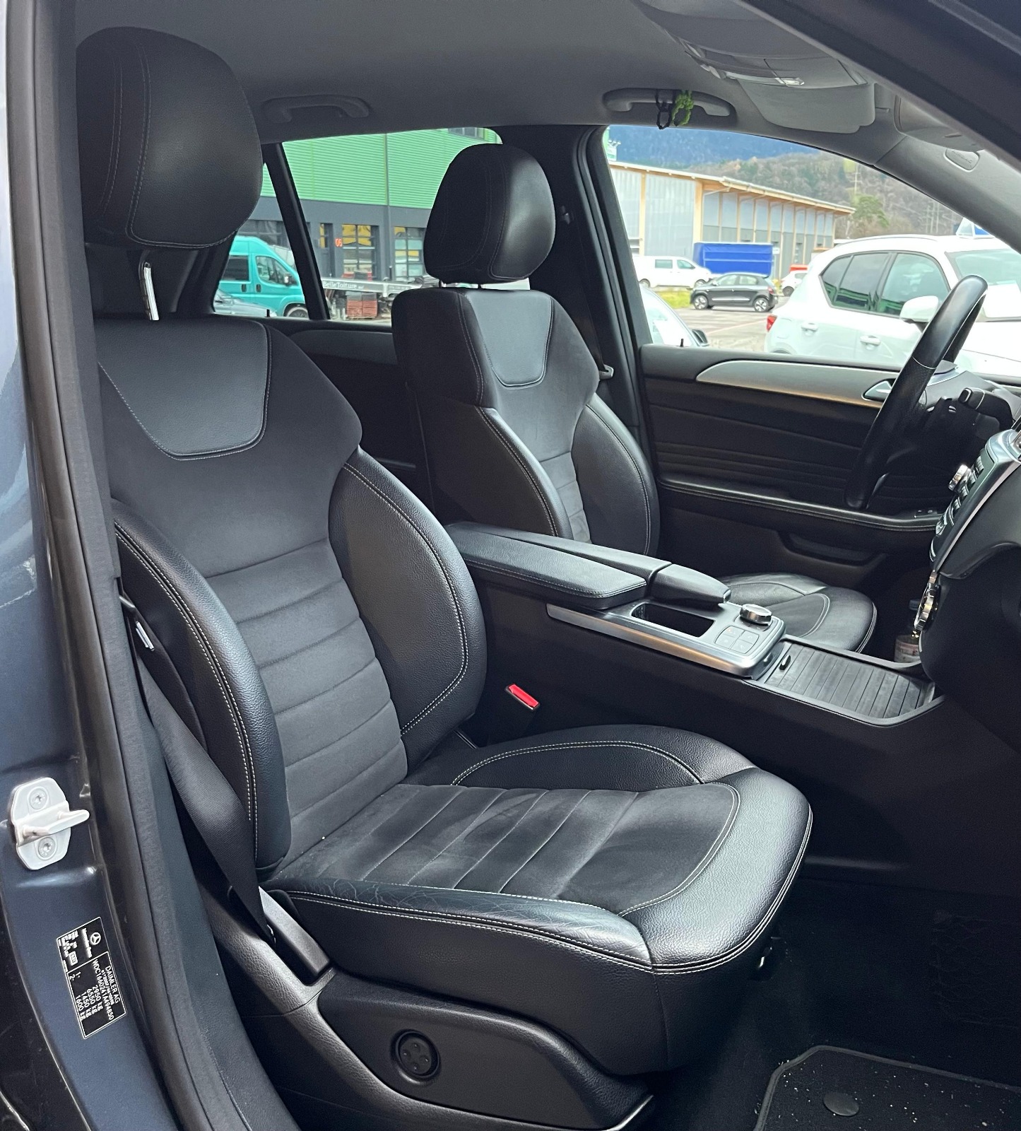 MERCEDES-BENZ ML 350 BlueTEC Executive 4Matic 7G-Tronic-image-10