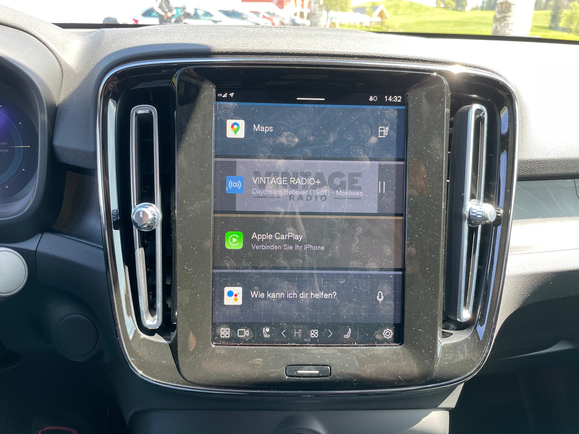 VOLVO C40 Recharge P8 Twin AWD Pure Electric Ultimate-image-23