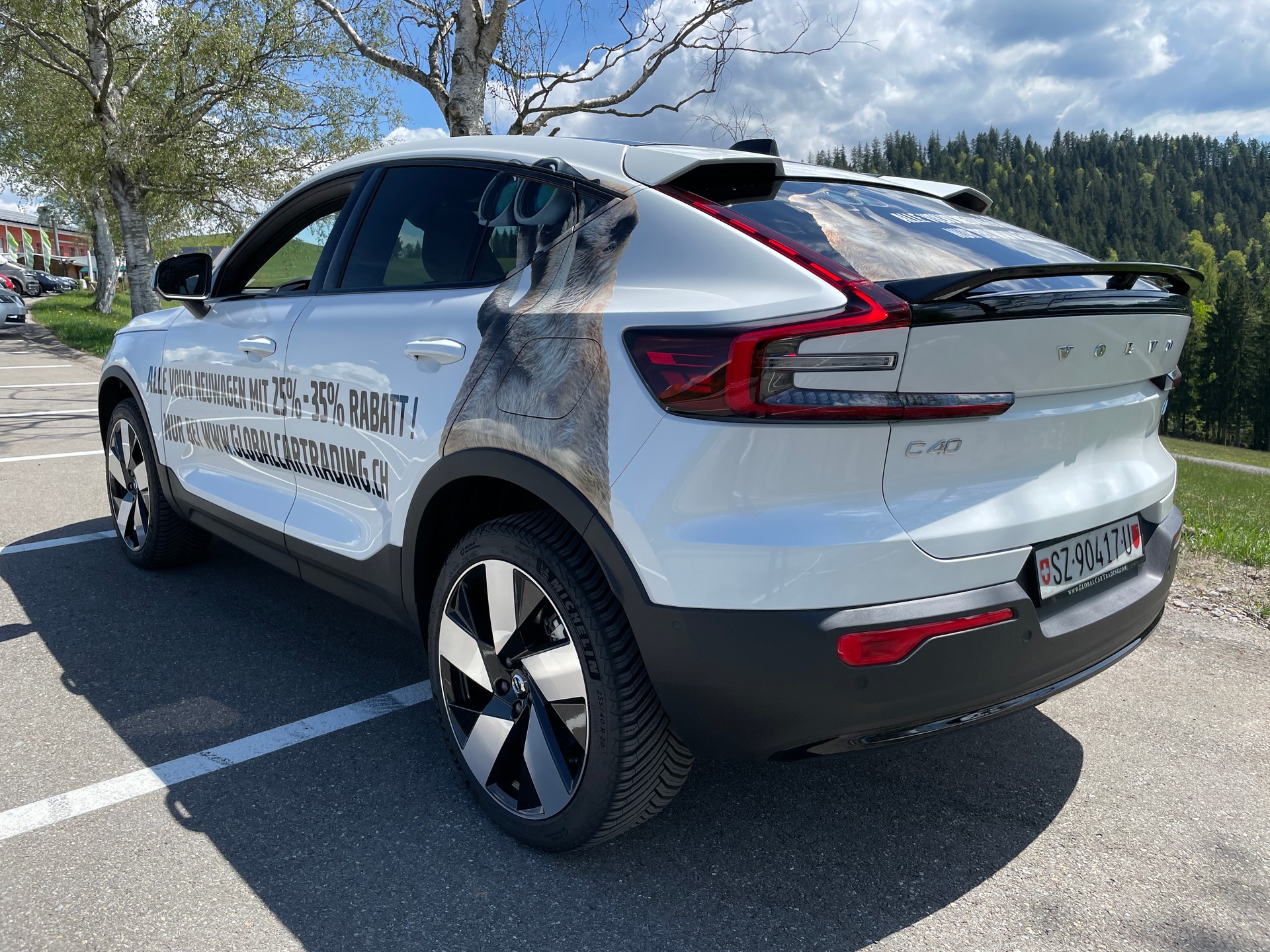 VOLVO C40 Recharge P8 Twin AWD Pure Electric Ultimate-image-4