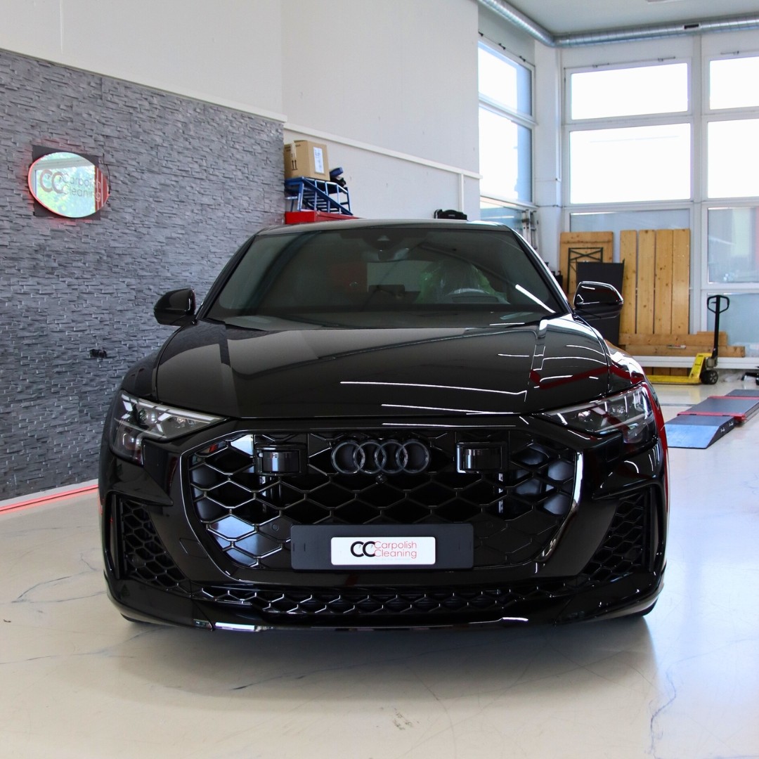 AUDI AUDI RSQ8 performance - CH-Fahrzeug / Leasing möglich / Gratisservice / Keramikbremsen / Panoramadach / Sportabgasanlage u.v.m.-image-1