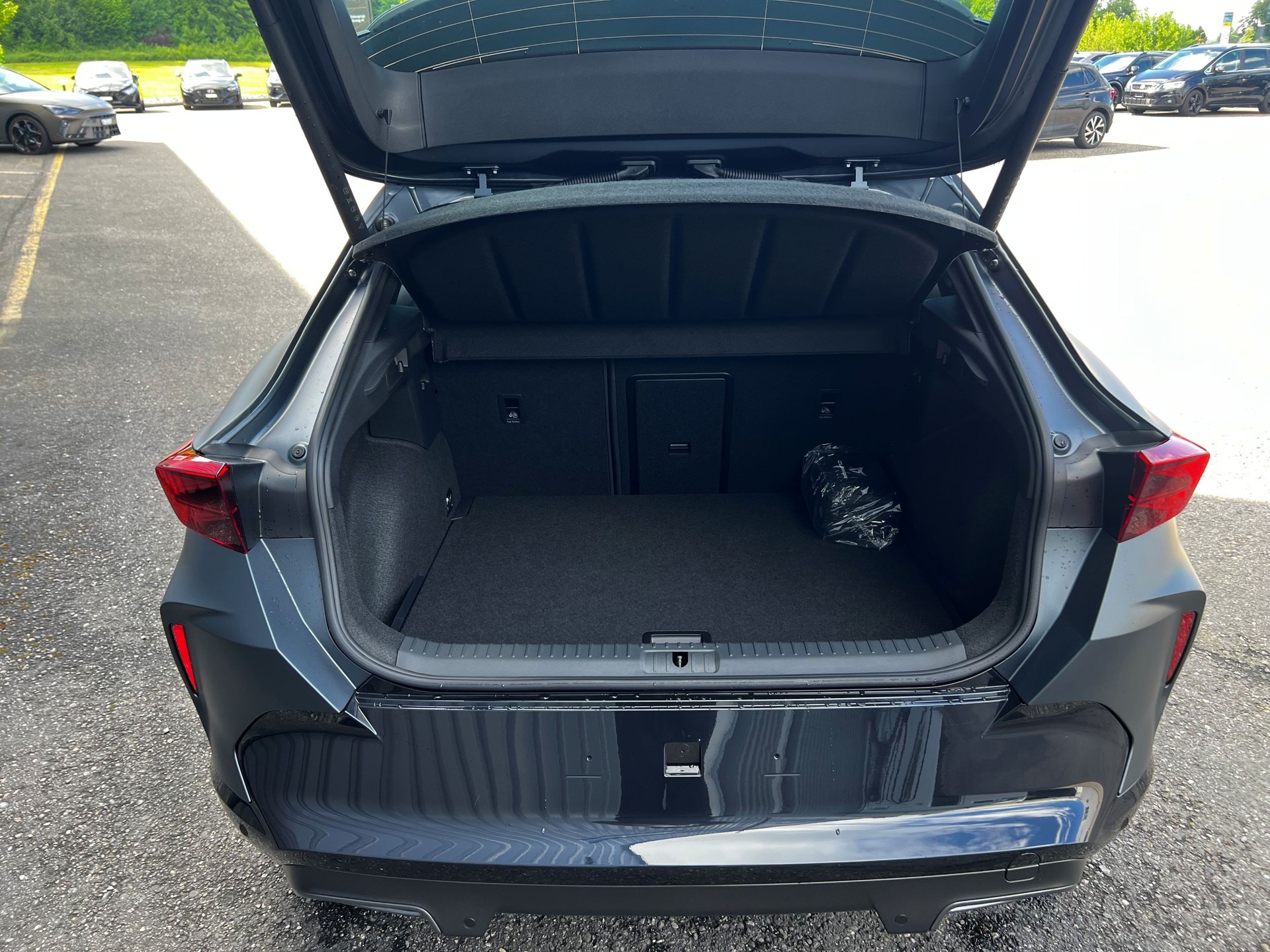 CUPRA Formentor 1.5 TSI Prime Edition DSG-image-4