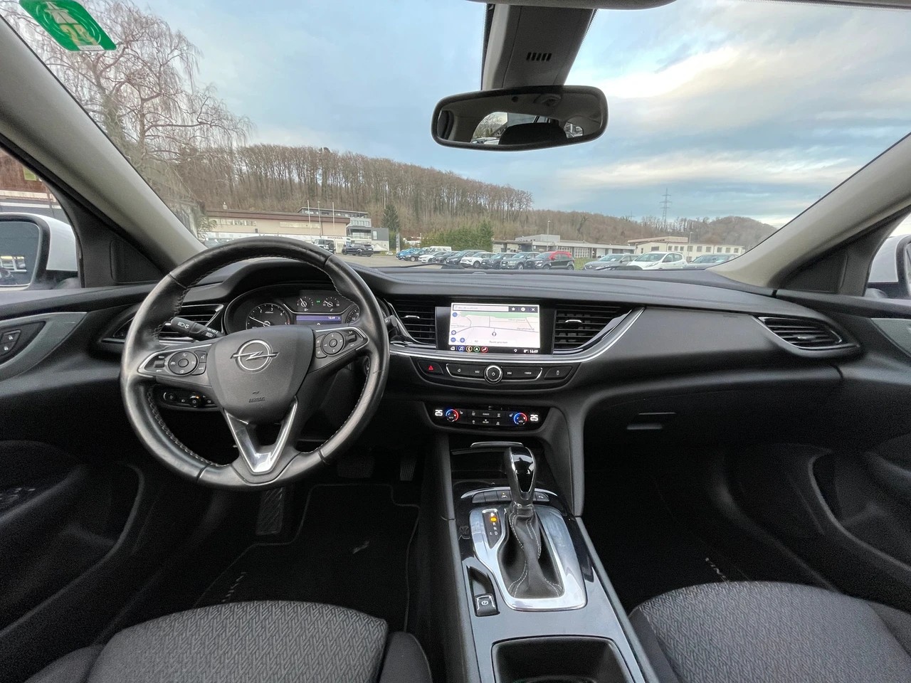 OPEL Insignia 2.0 CDTI Sports Tourer Edition Automatic-image-7