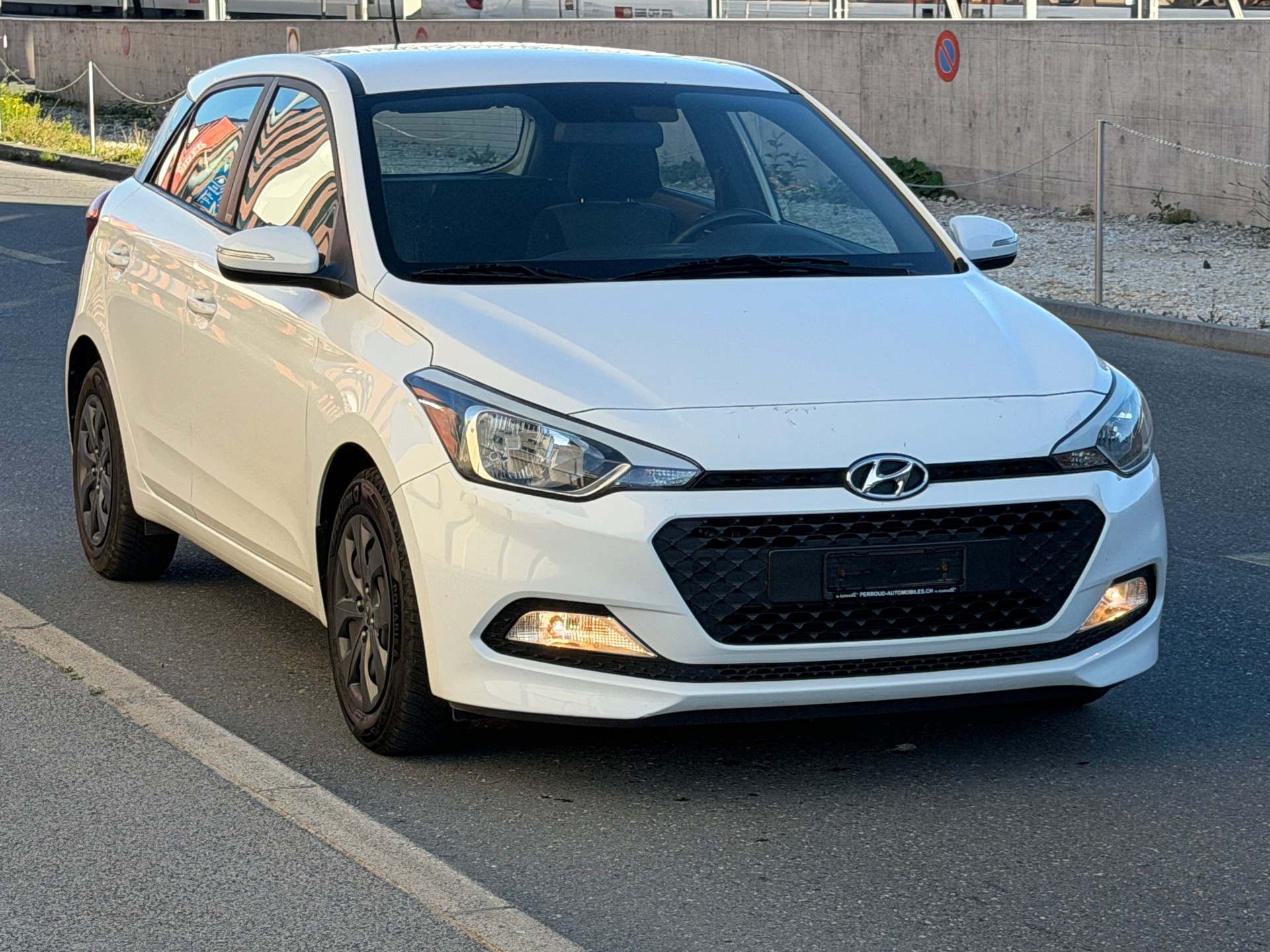 HYUNDAI i20 1.2 Amplia